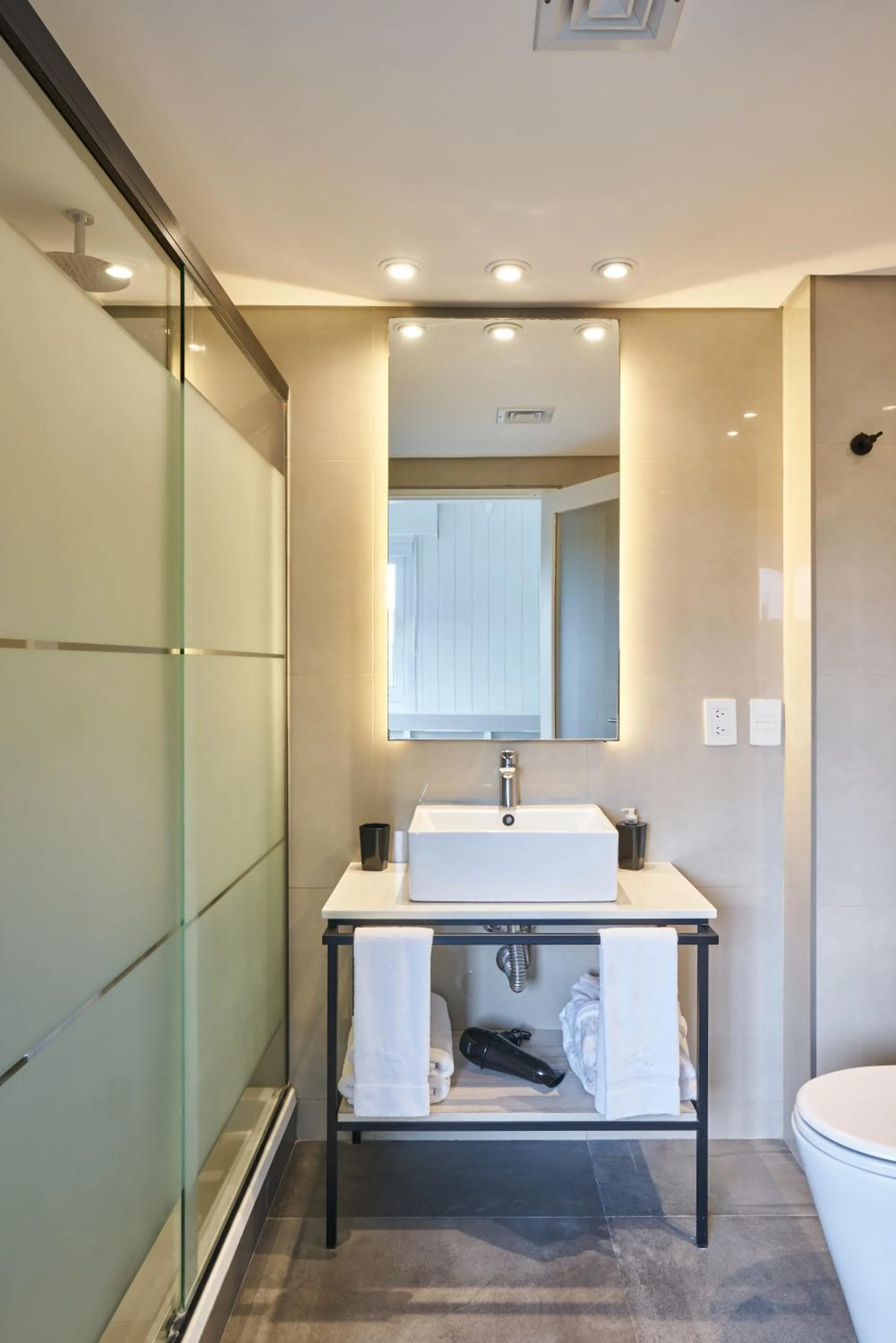 Shower in Almarena Apart & Hotel Boutique