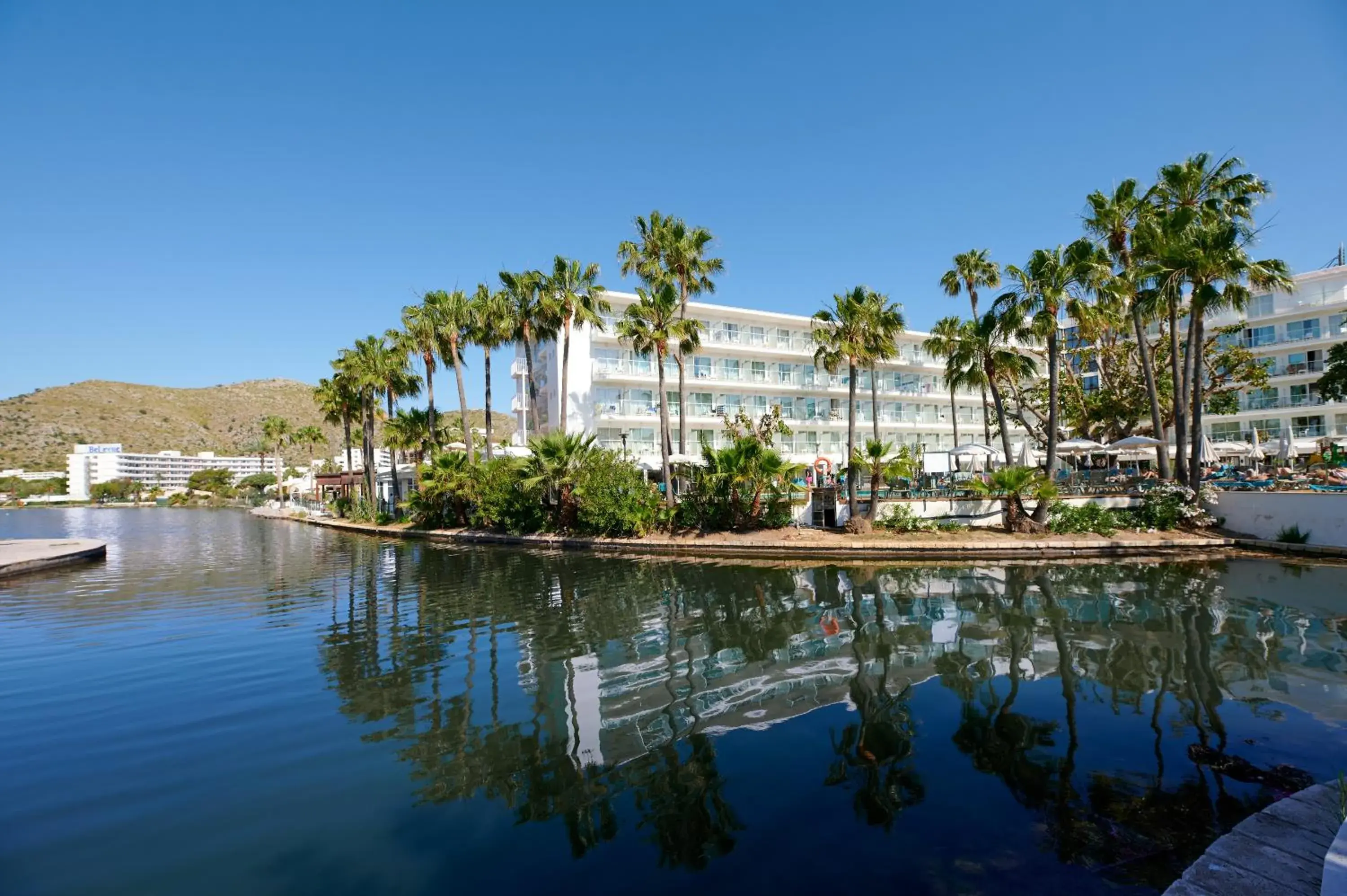 Property building in Alua Boccaccio Property building in Alua Boccaccio