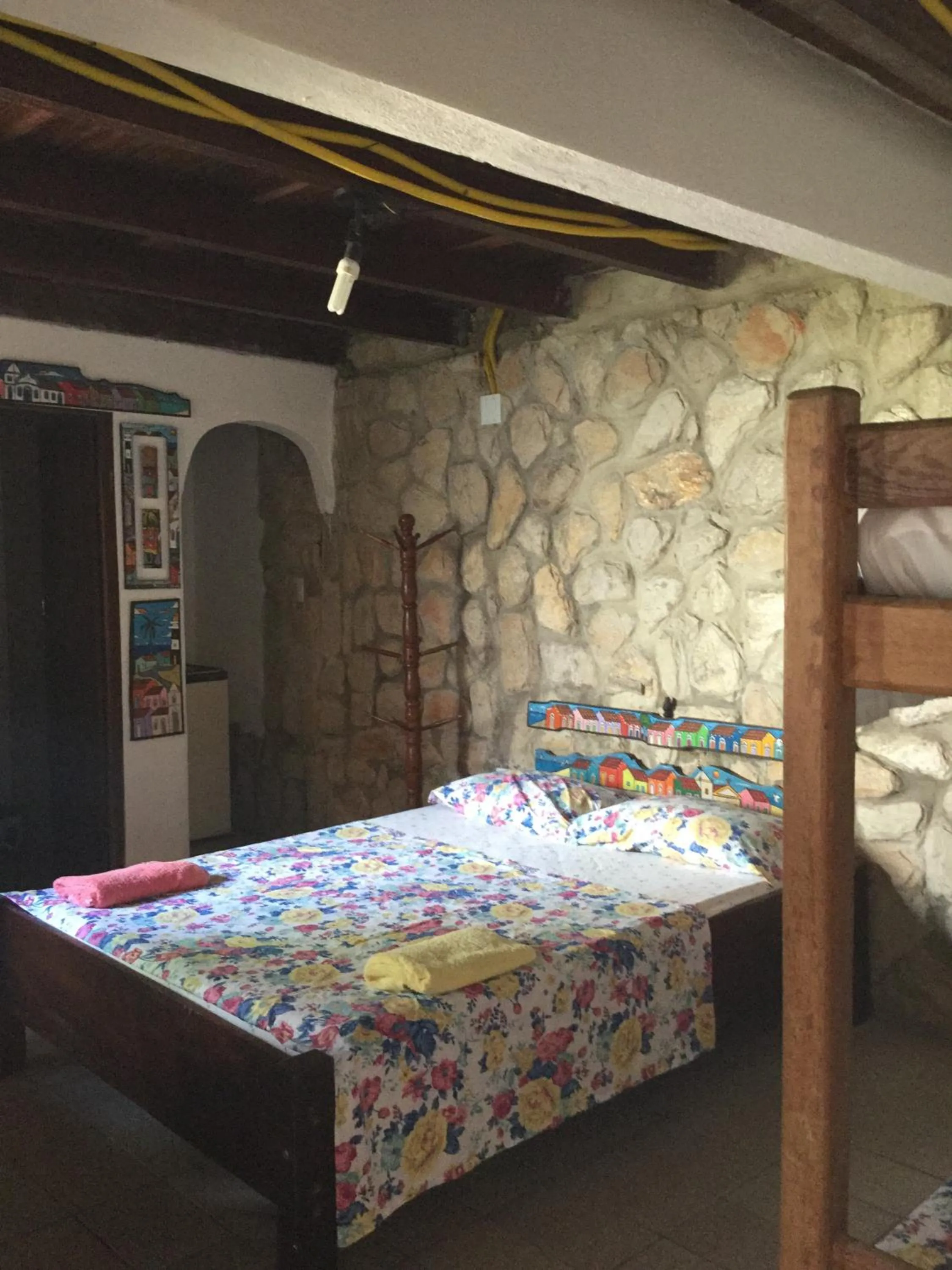Photo of the whole room, Bed in Pousada Alquimia