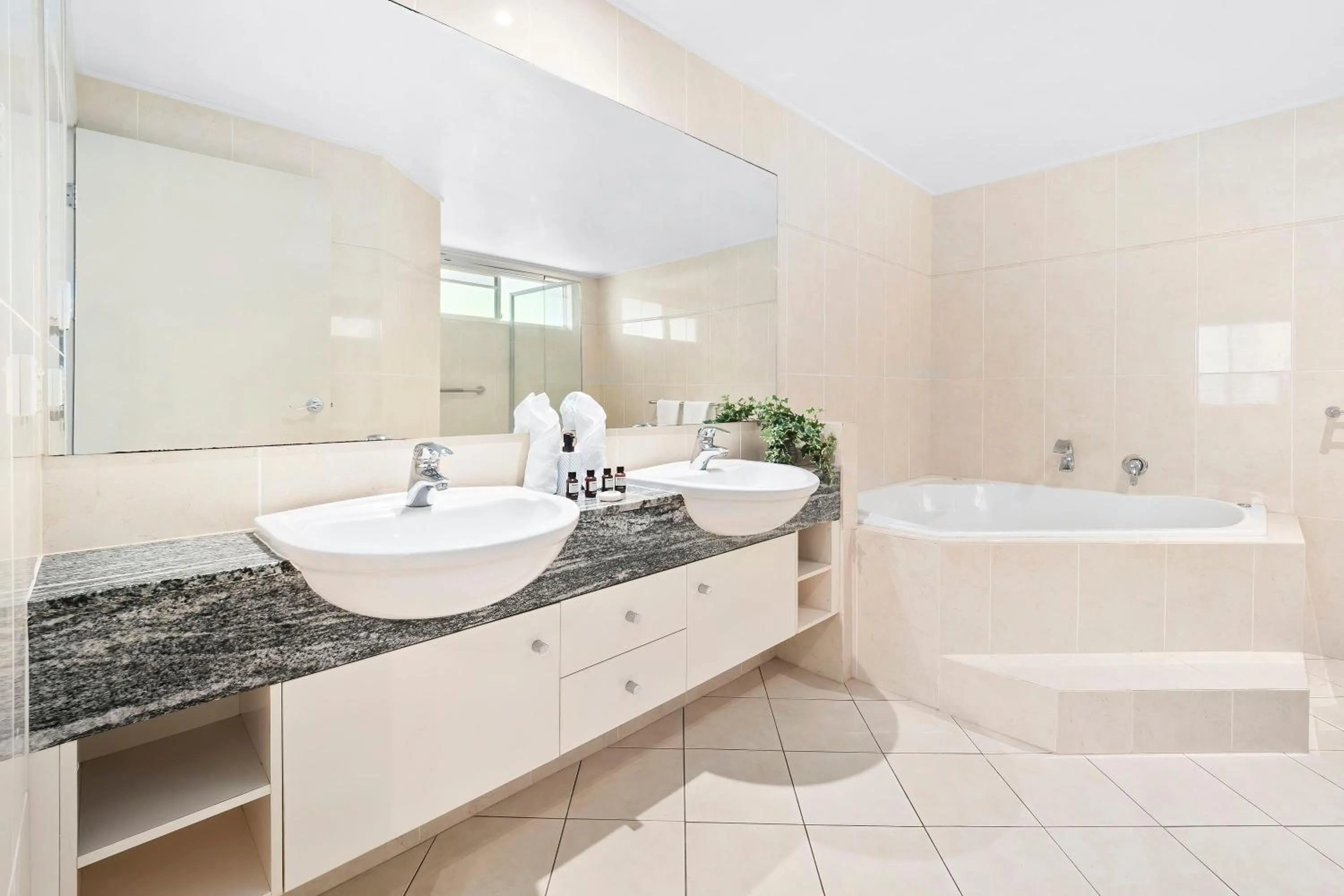 Bathroom in Arlington Apartments