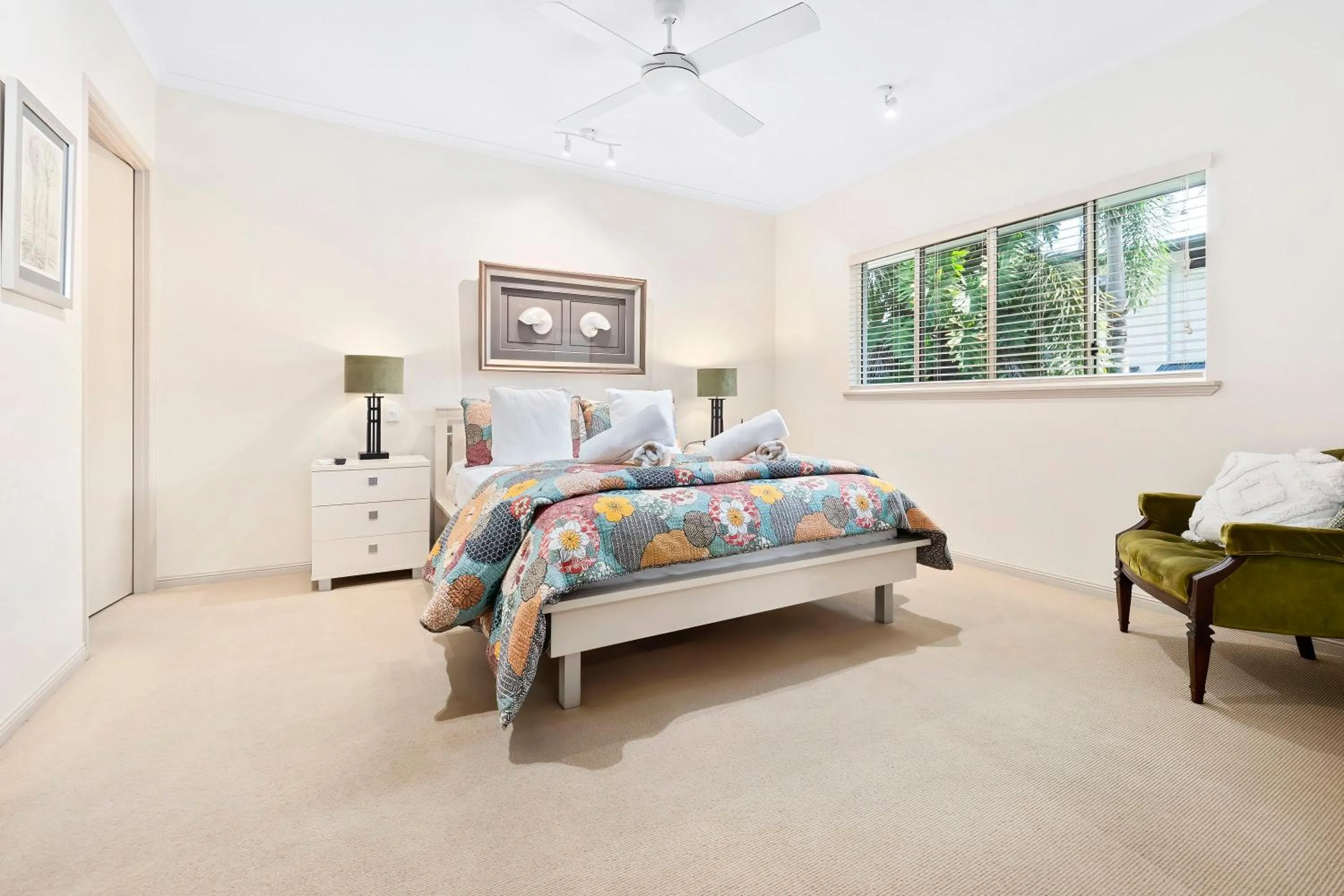 Bedroom, Bed in Arlington Apartments