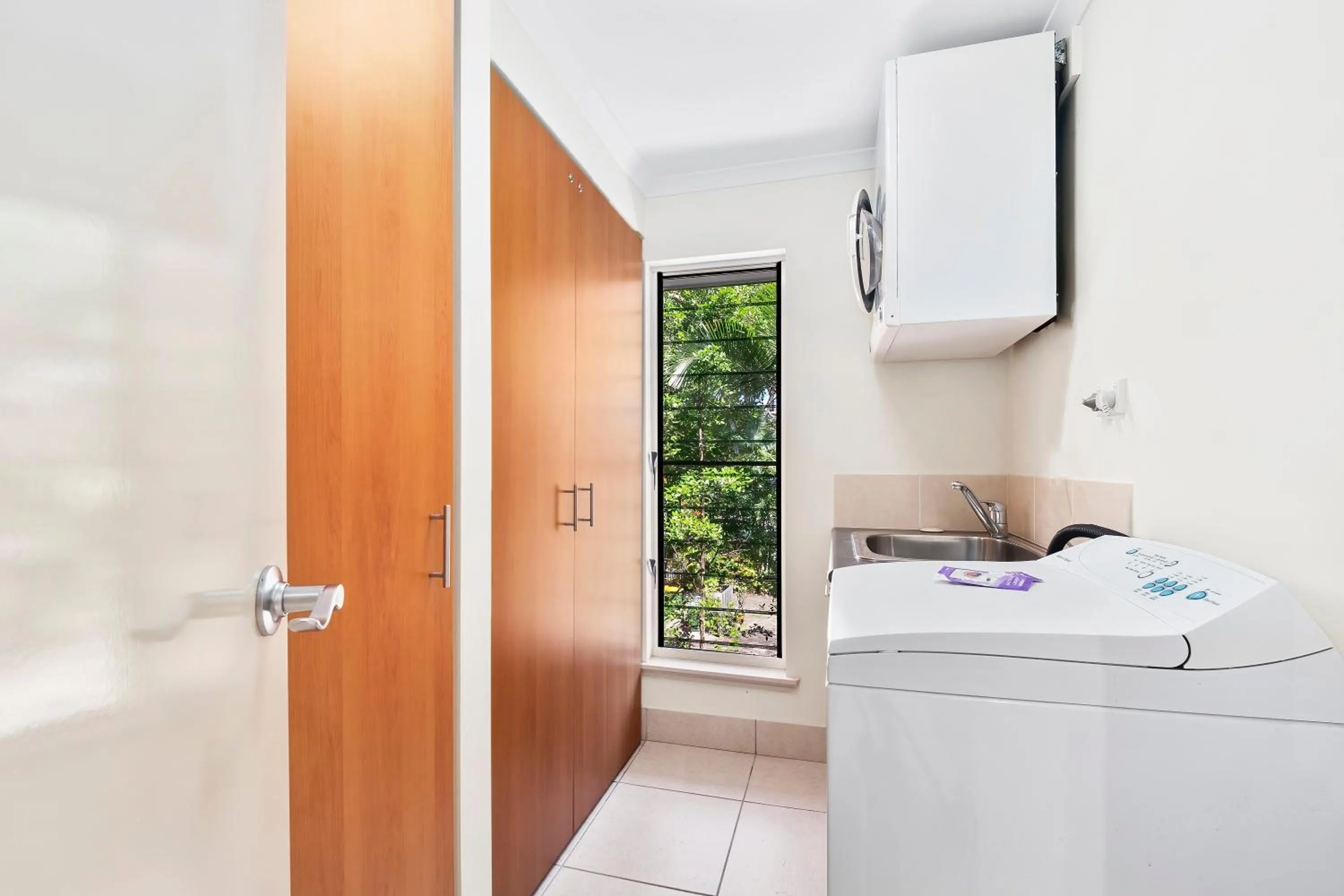 laundry in Arlington Apartments