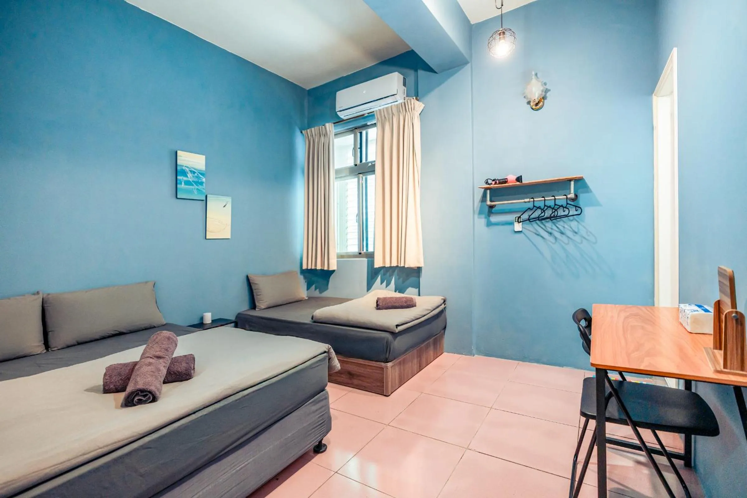 Bed in Green Island Ocean Rhythem dive B&B 綠島海韻民宿