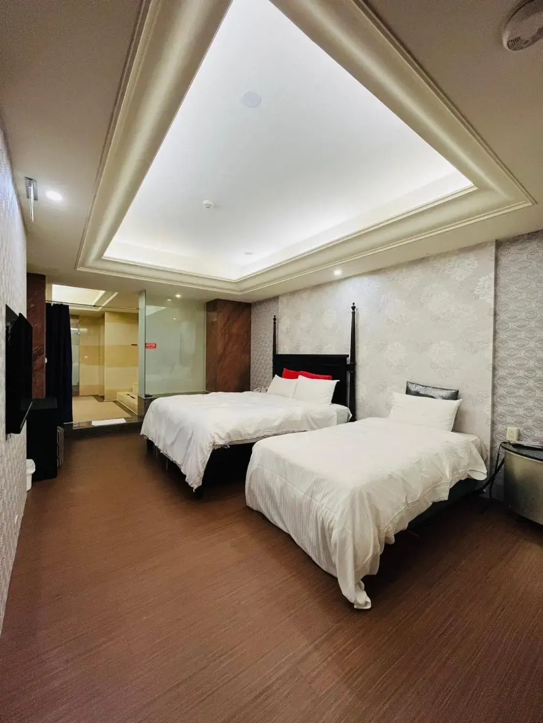 Bed in Walker Motel Bed in Walker Motel