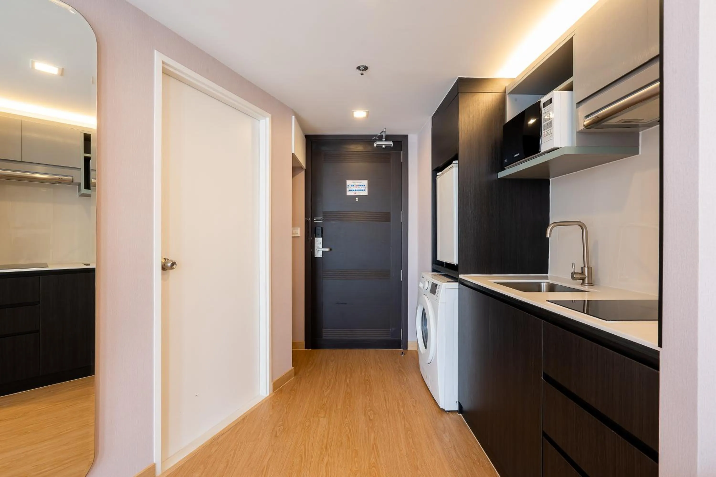 Kitchen or kitchenette in Aster Hotel and Residence by At Mind