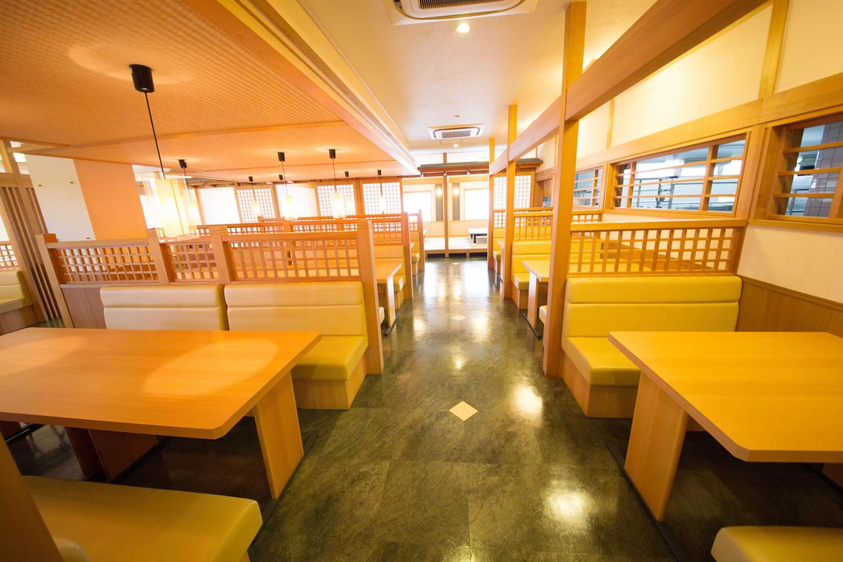 Restaurant/places to eat in Seaside Hotel Taimaru Kaigetsu