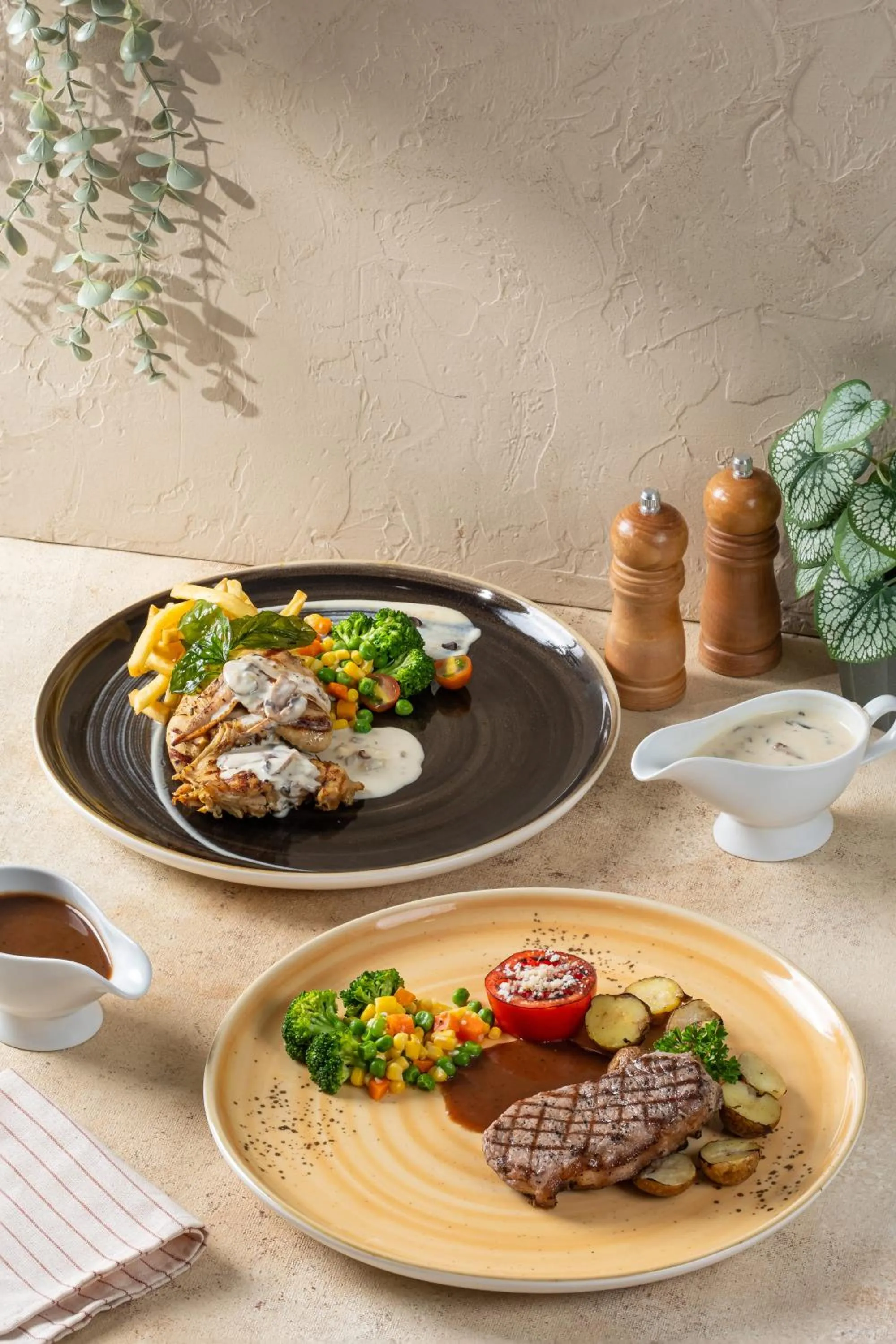 Restaurant/places to eat in Premier Place Surabaya Airport