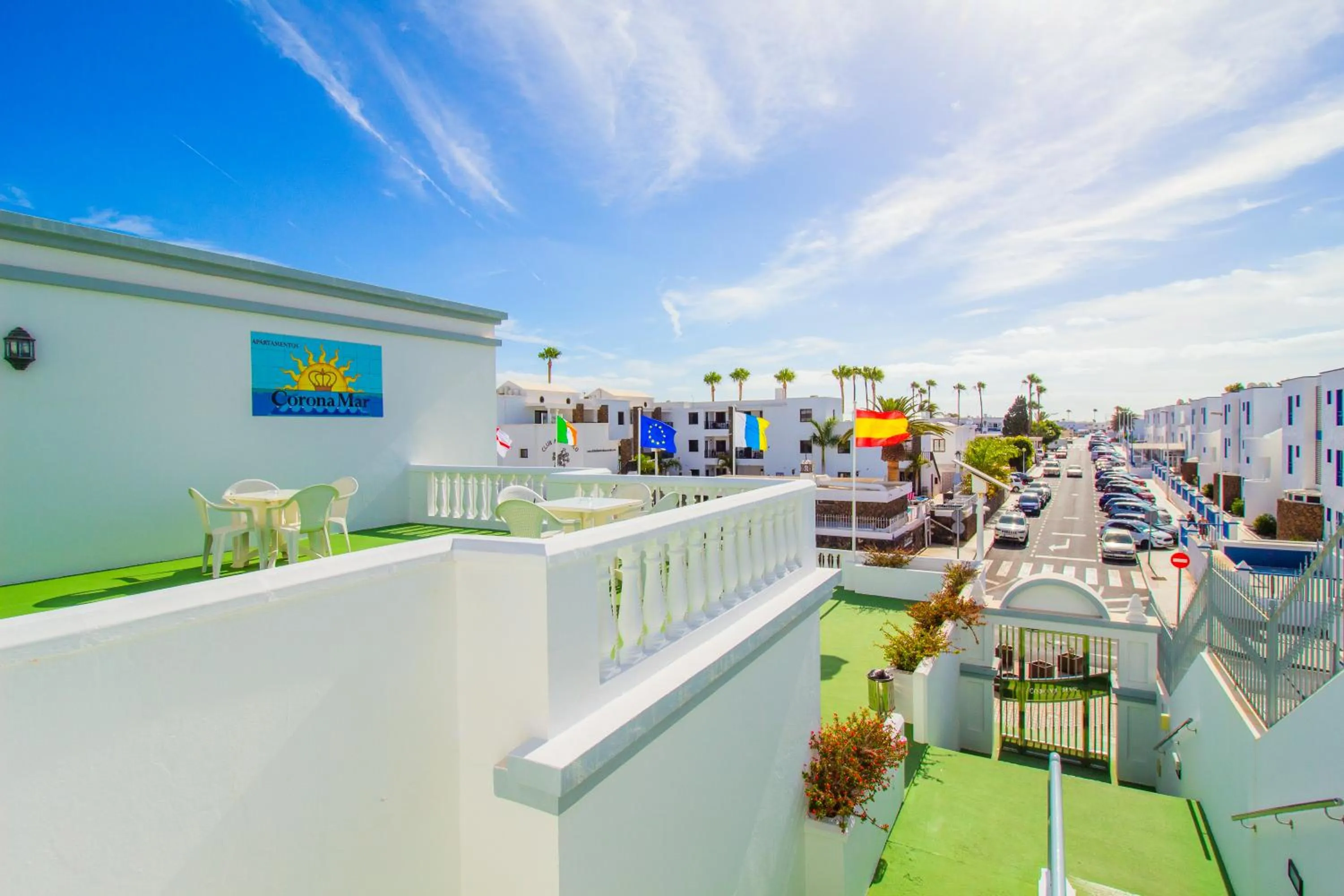 Property building in Apartamentos Corona Mar