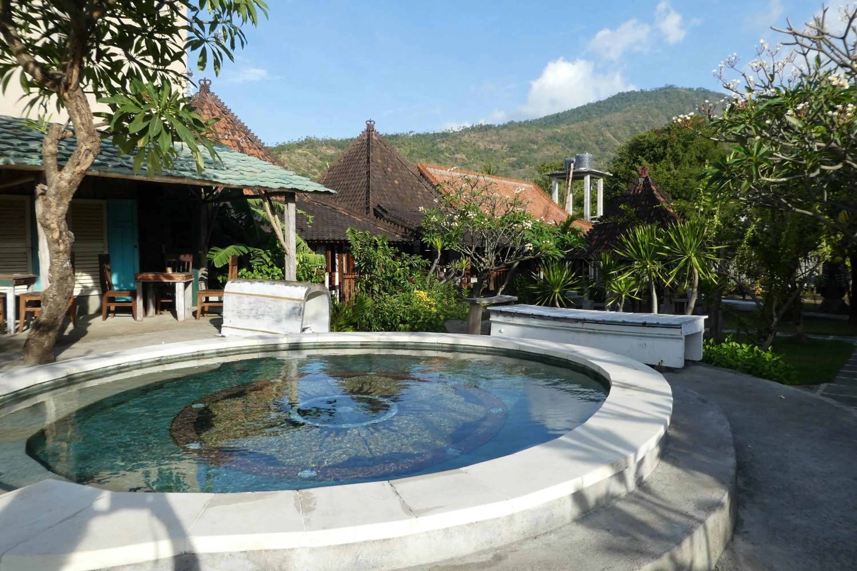 Swimming pool in Classic Beach Villas