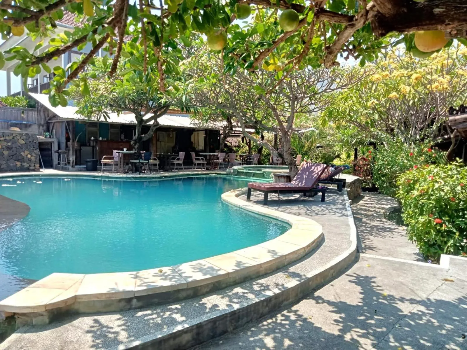 Swimming pool in Classic Beach Villas