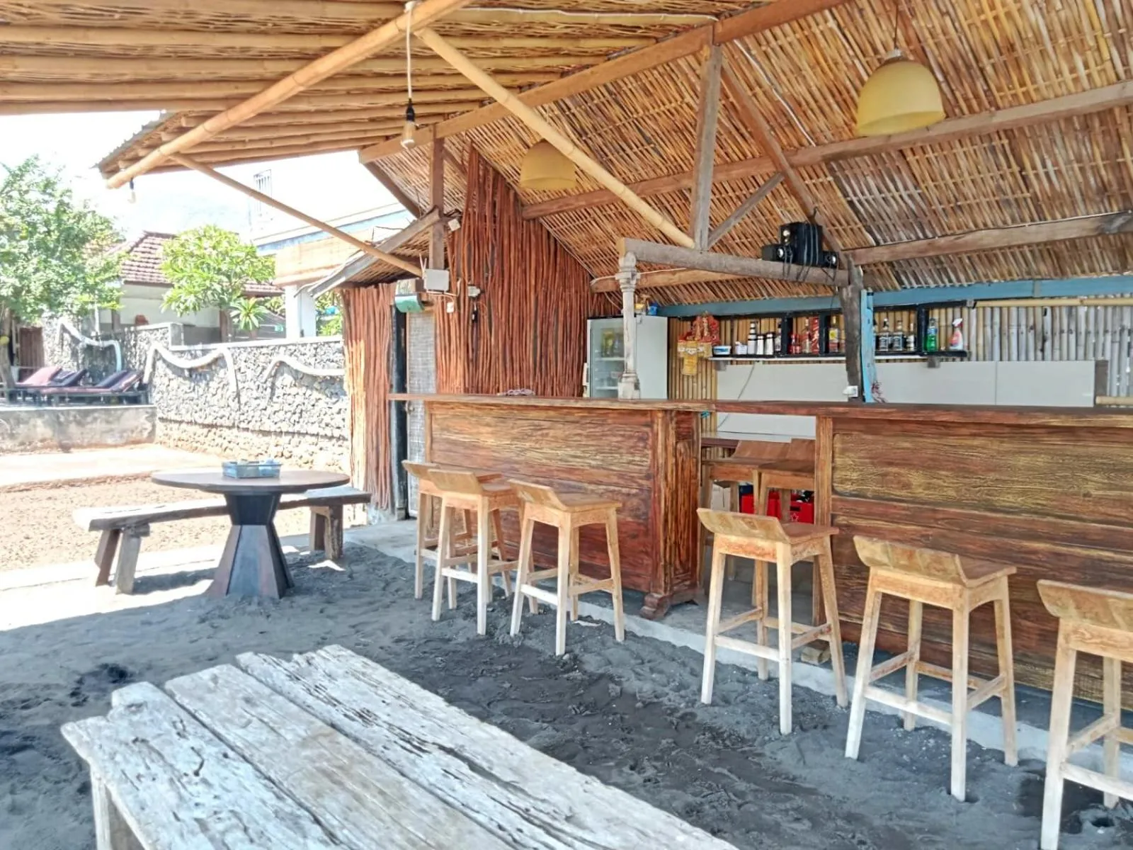 Restaurant/places to eat in Classic Beach Villas