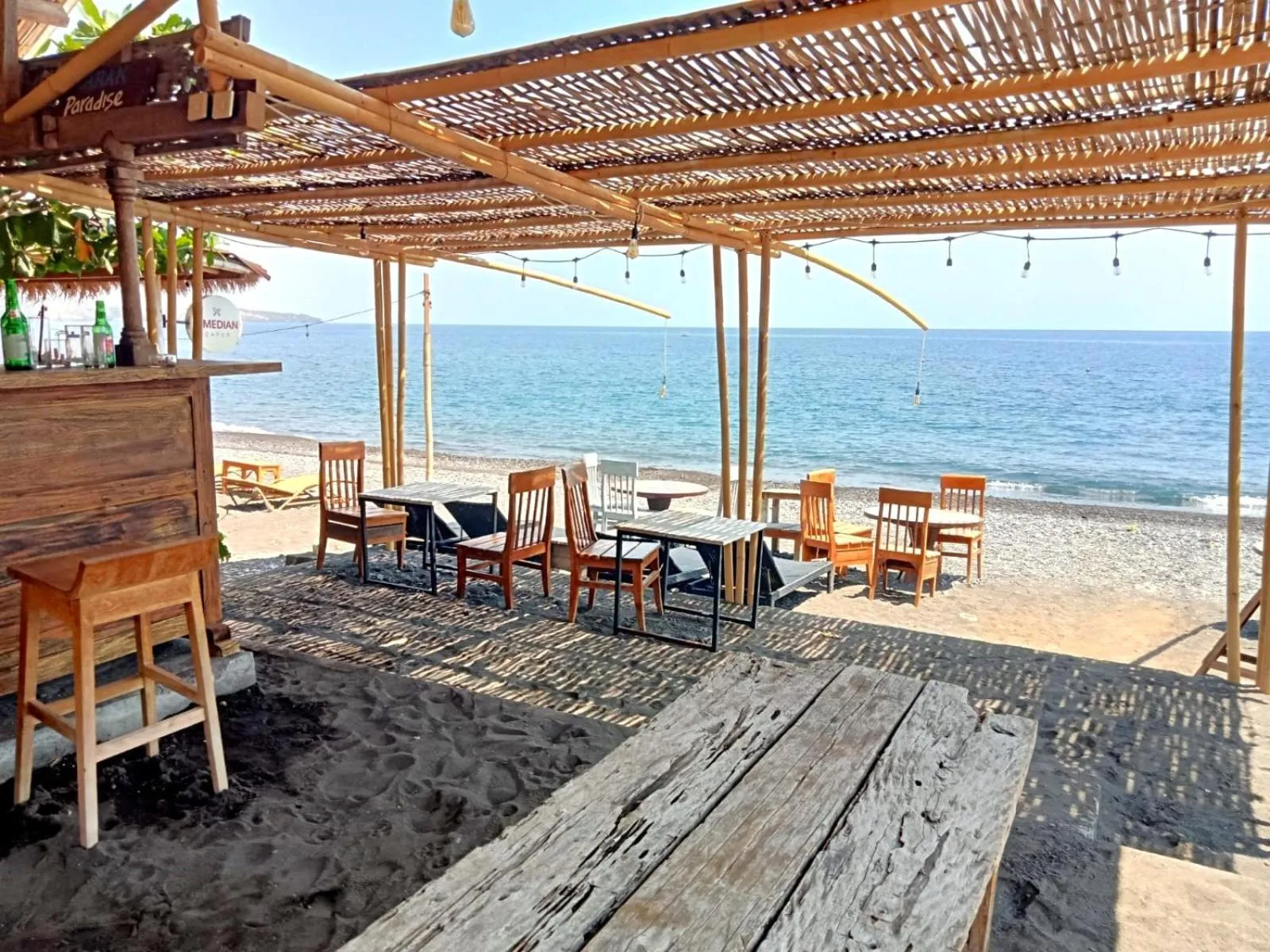 Restaurant/places to eat in Classic Beach Villas