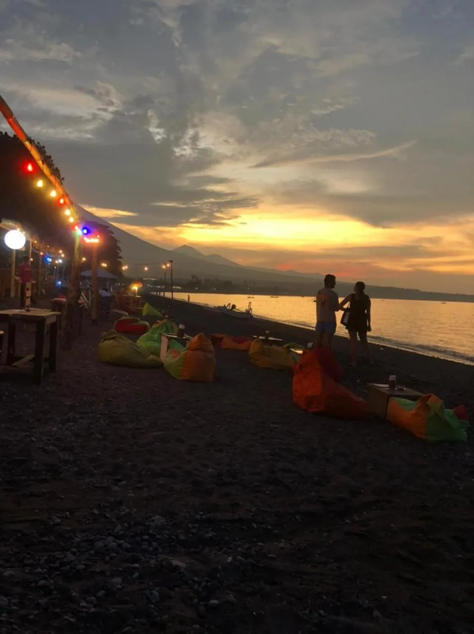 Restaurant/places to eat in Classic Beach Villas