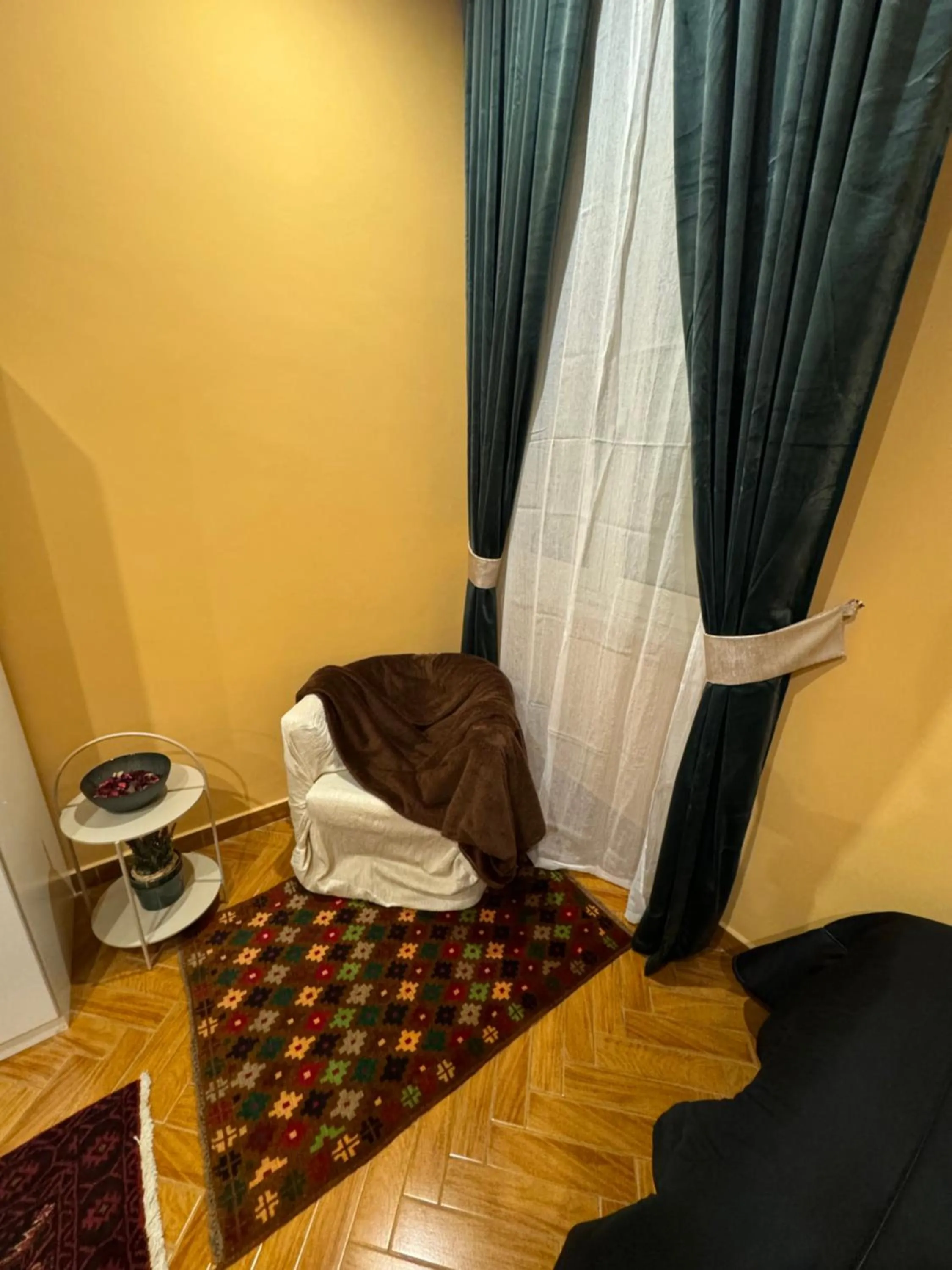 Seating area, Bed in Casina Dei Marsi