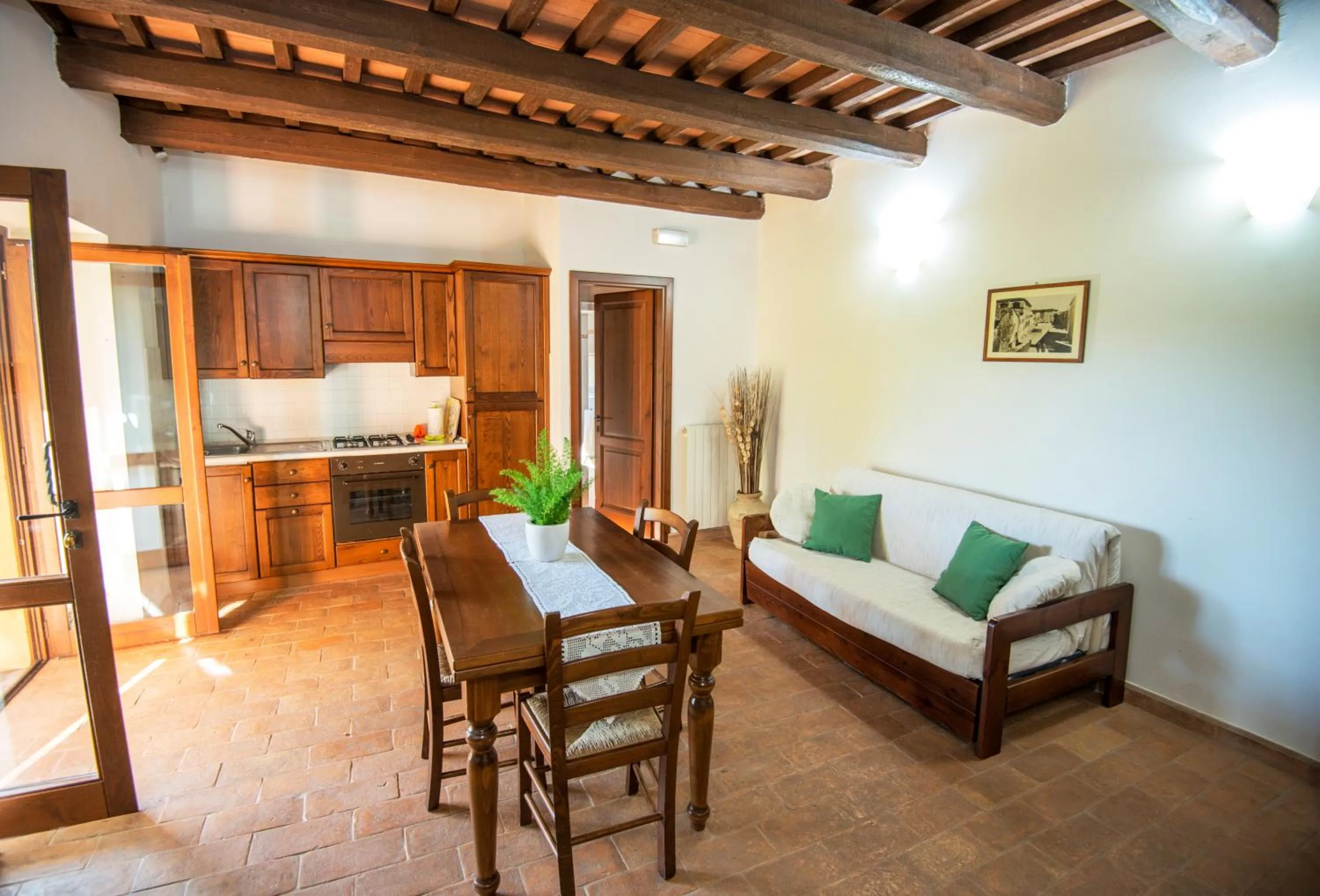 Kitchen or kitchenette in Agriturismo Olmo Bello