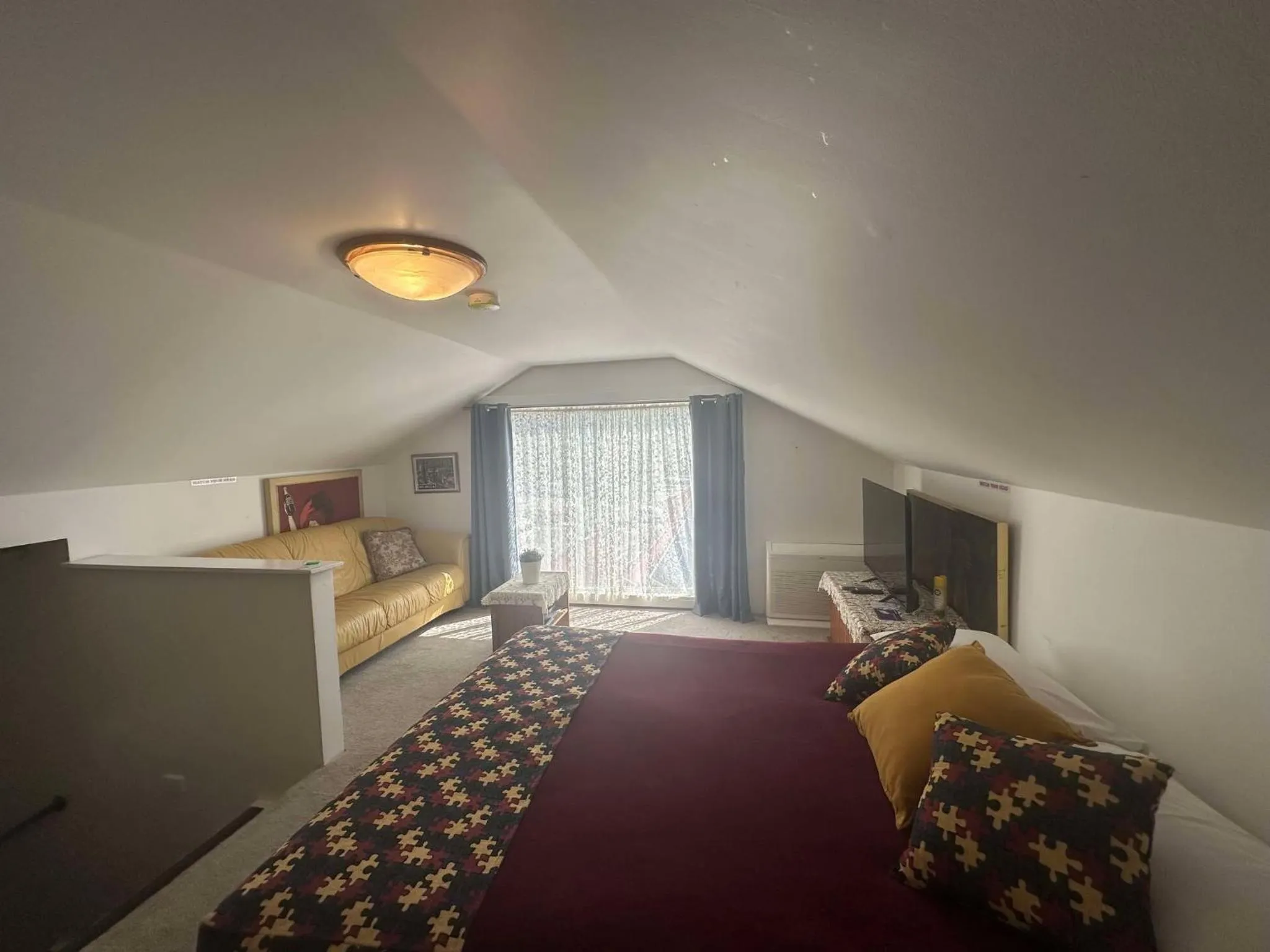 Bed in Brooklyn Motel