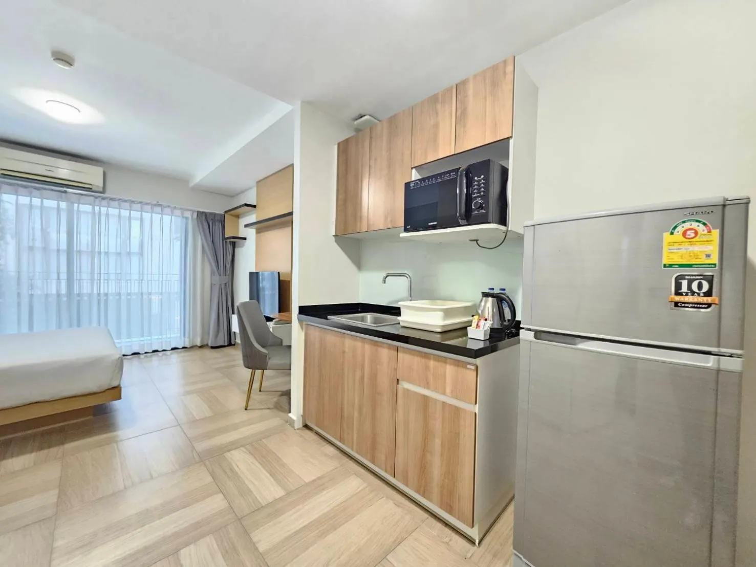 Kitchen or kitchenette in Chiva Bangkok Hotel
