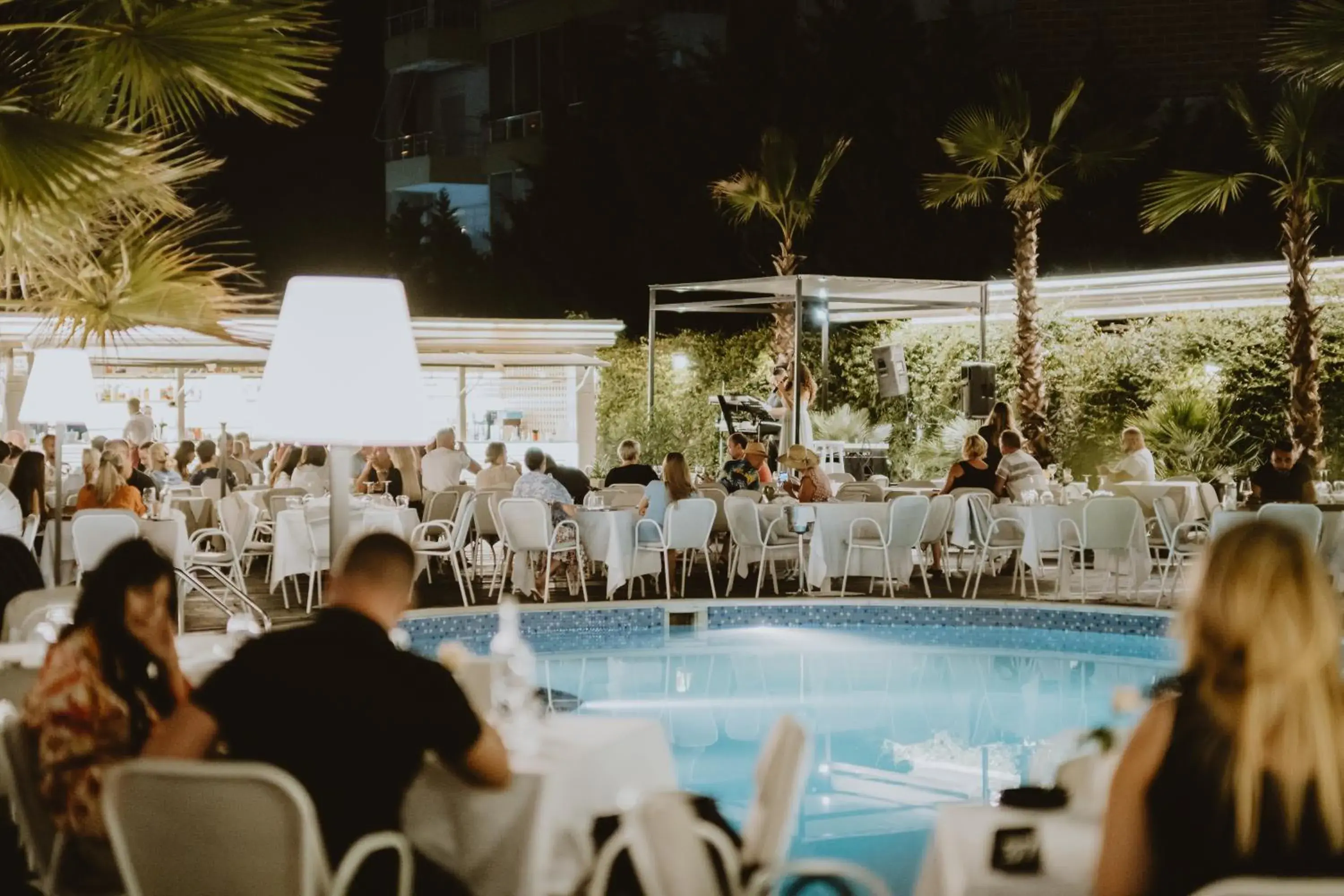 Restaurant/places to eat in Flower Hotels & Resorts Restaurant/places to eat in Flower Hotels & Resorts