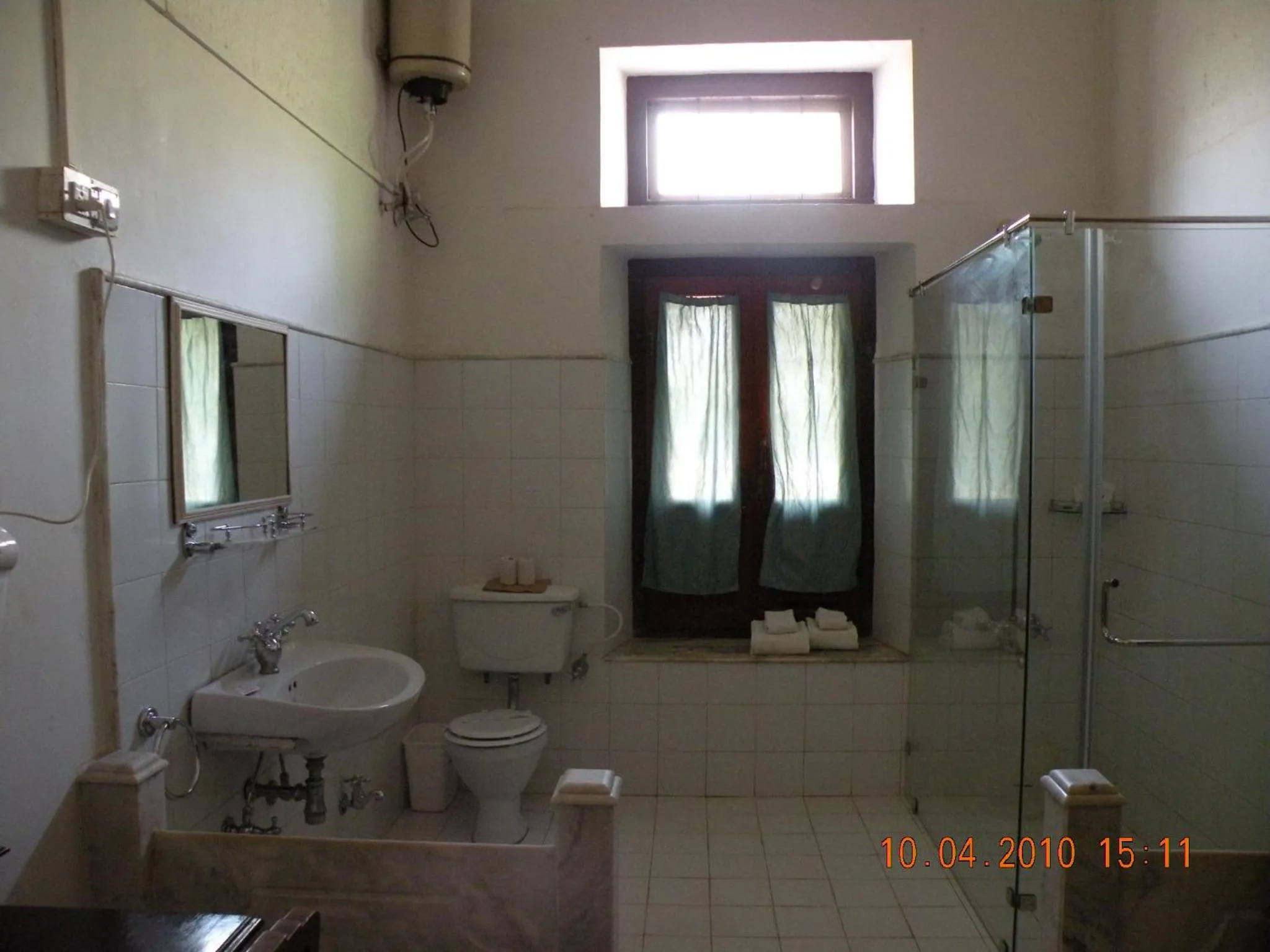 Bathroom in Bhanwar Vilas Palace