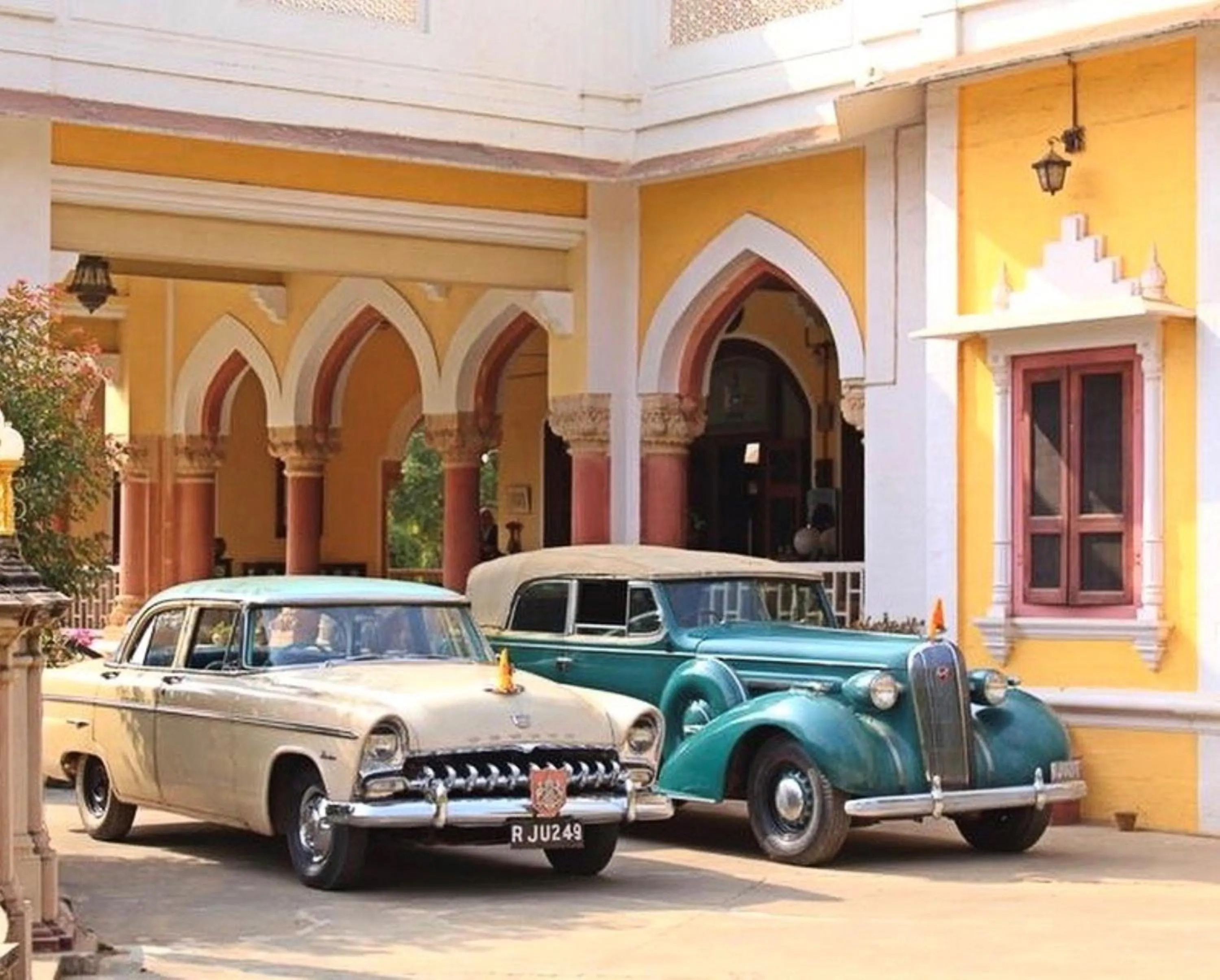 Garden in Bhanwar Vilas Palace