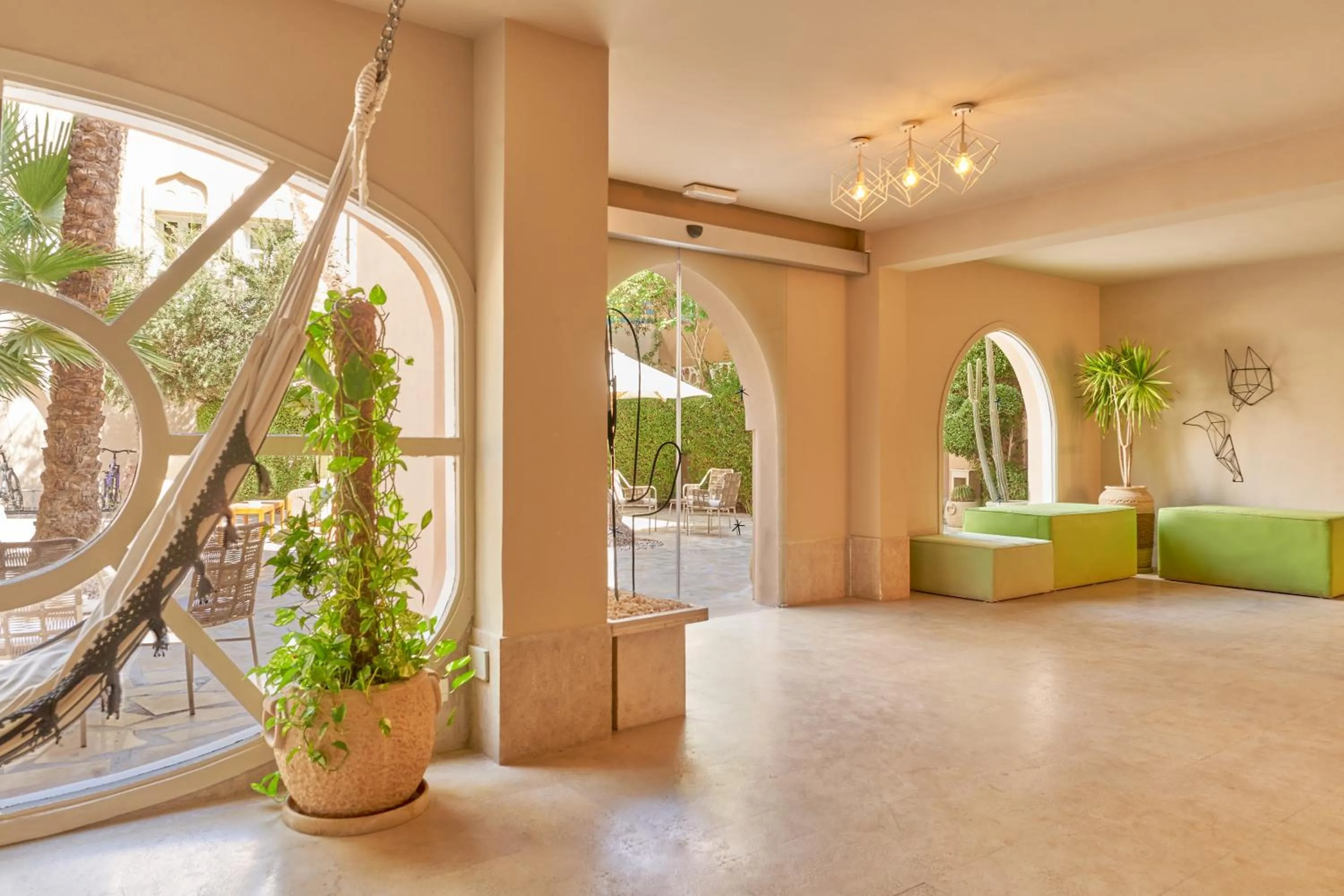 Lobby or reception in Captain's Inn Hotel