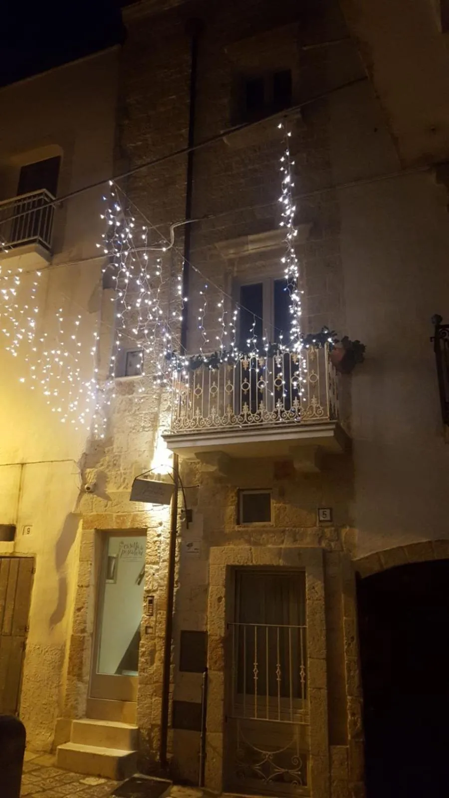 Facade/entrance in Casetta del Pescatore