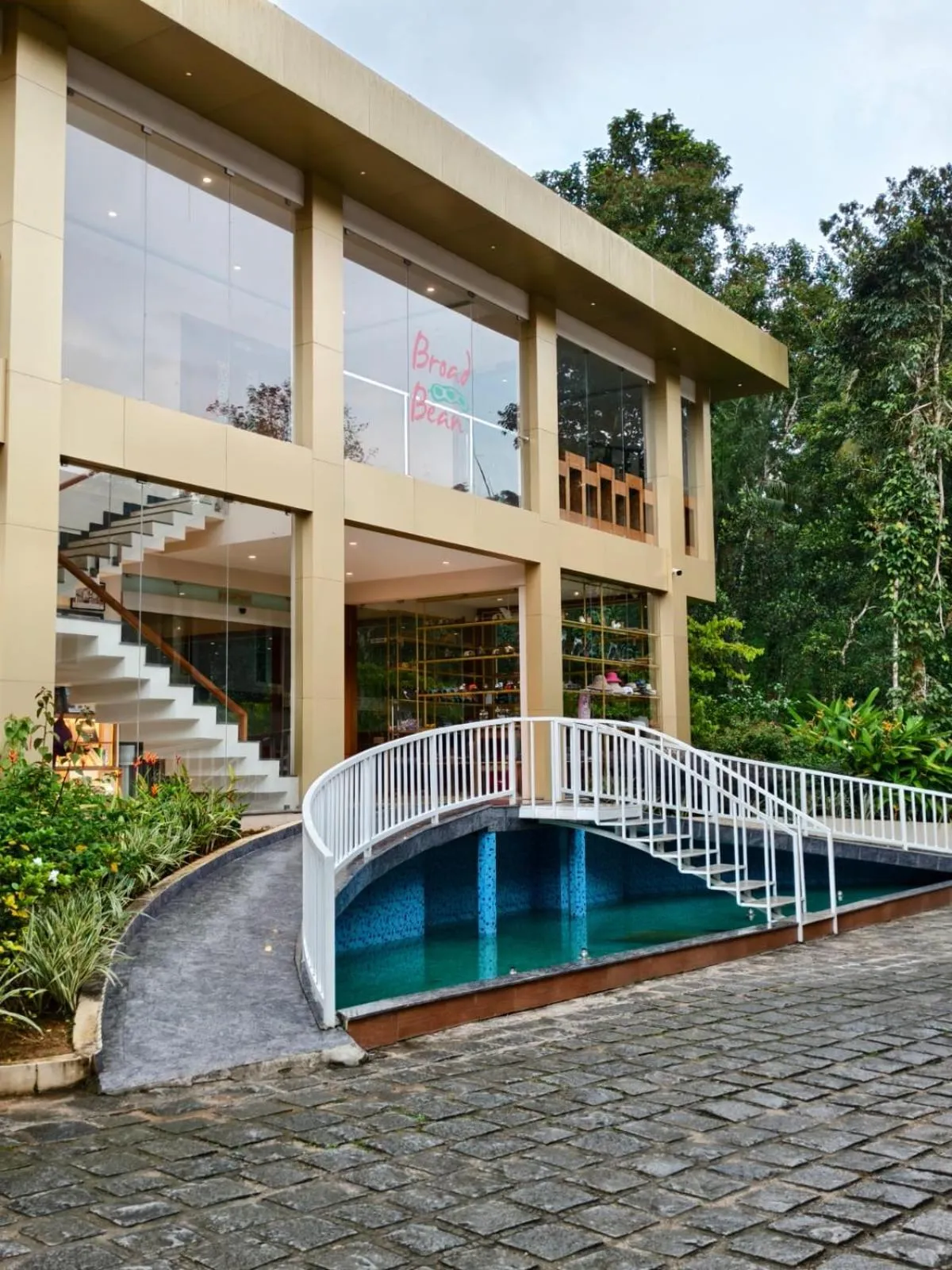 Broad Bean Resort & Spa