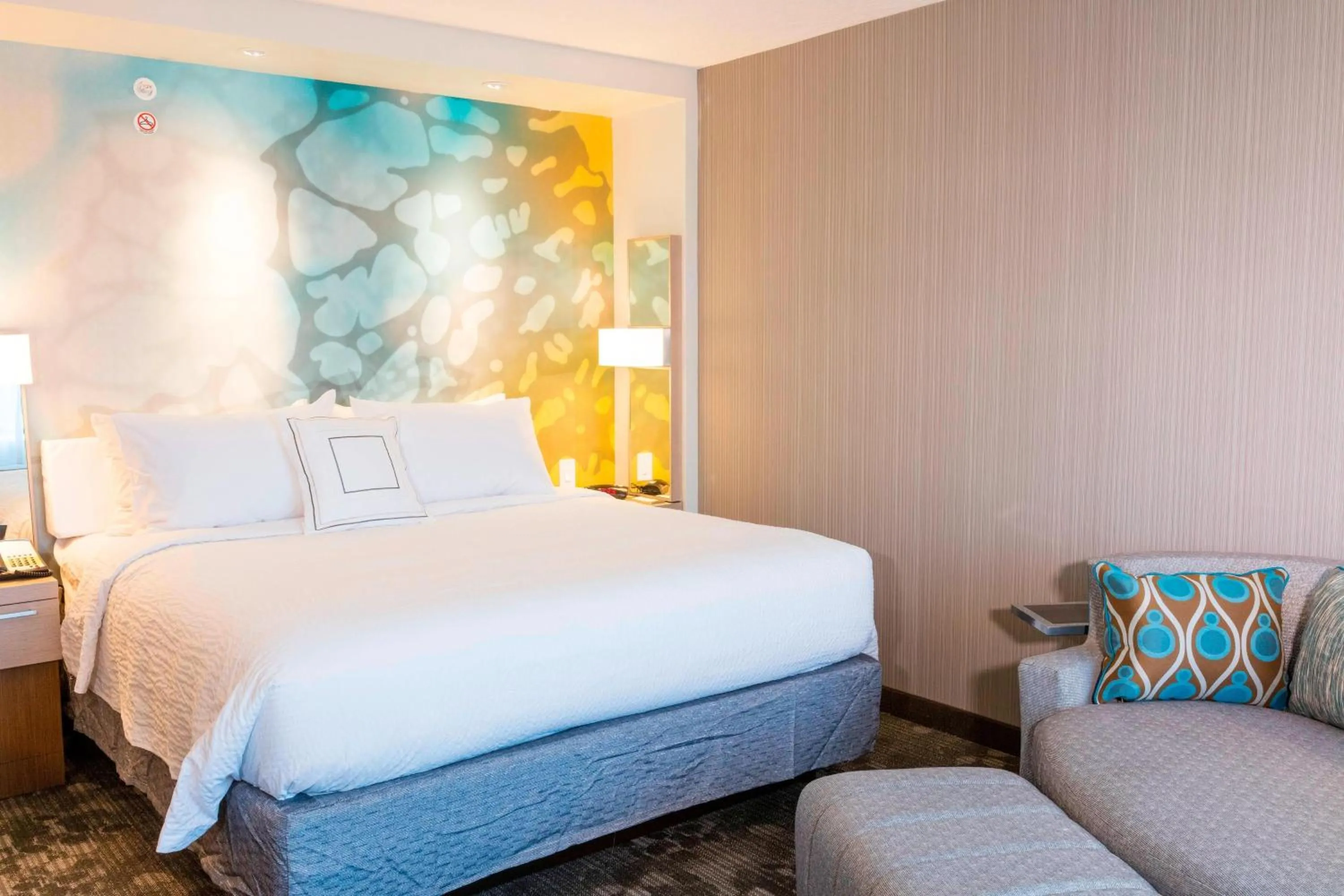 Photo of the whole room, Bed in Courtyard by Marriott St. Augustine Beach