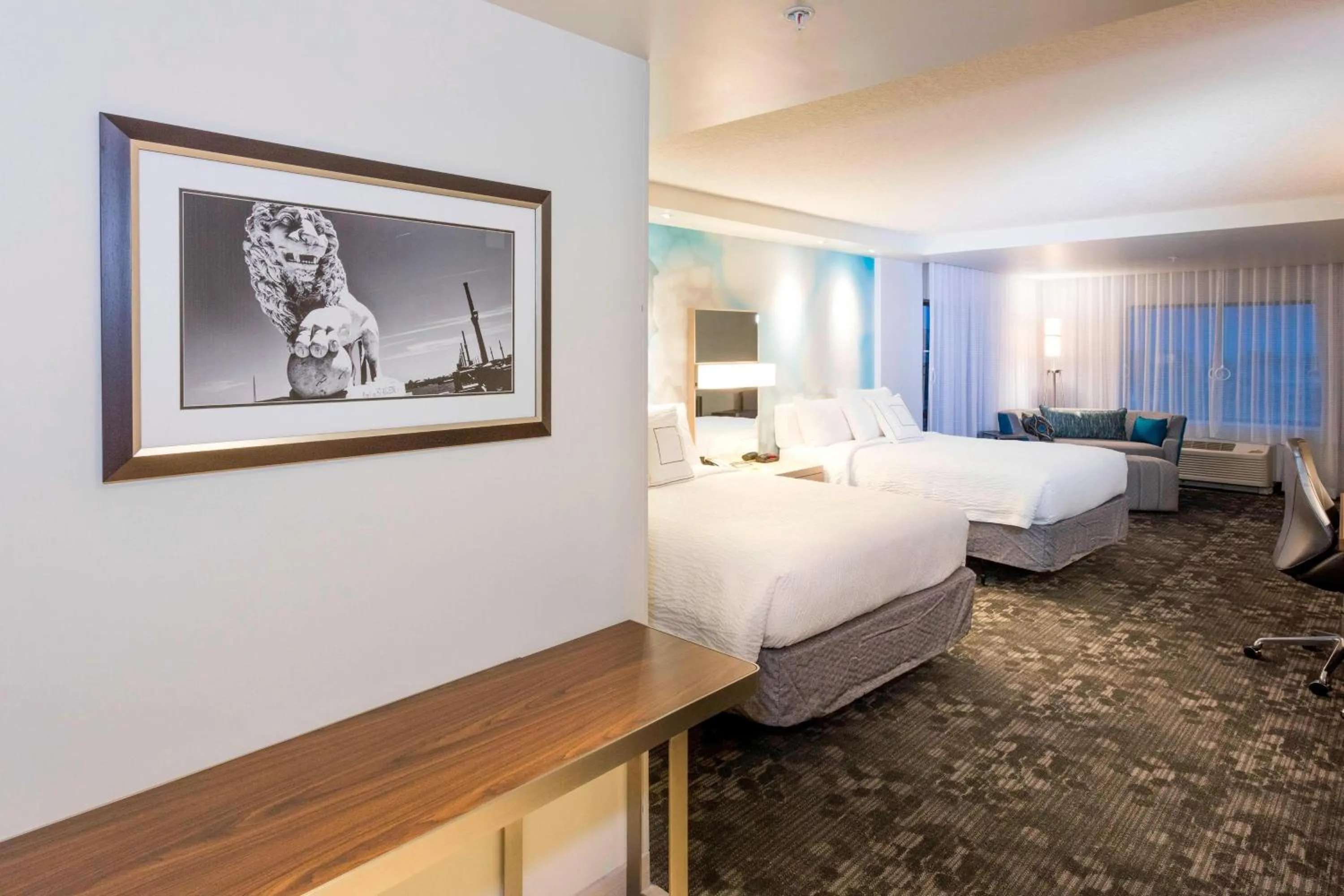 Photo of the whole room, Bed in Courtyard by Marriott St. Augustine Beach