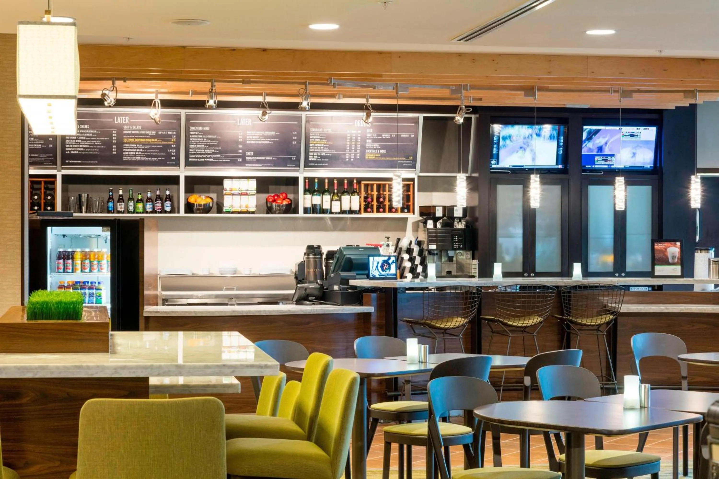 Restaurant/places to eat in Courtyard by Marriott St. Augustine Beach