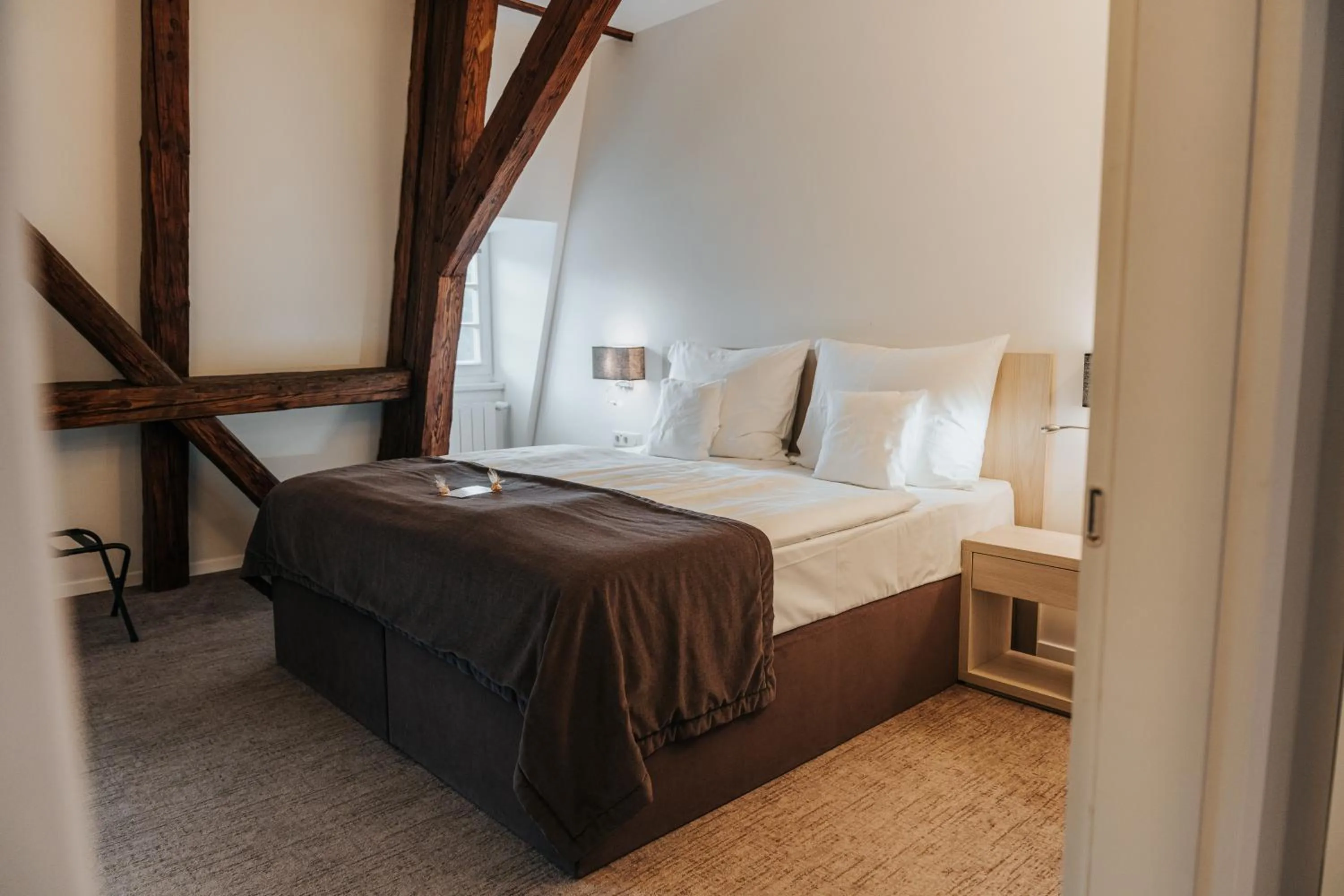 Property building, Bed in Hotel Château Gbeľany