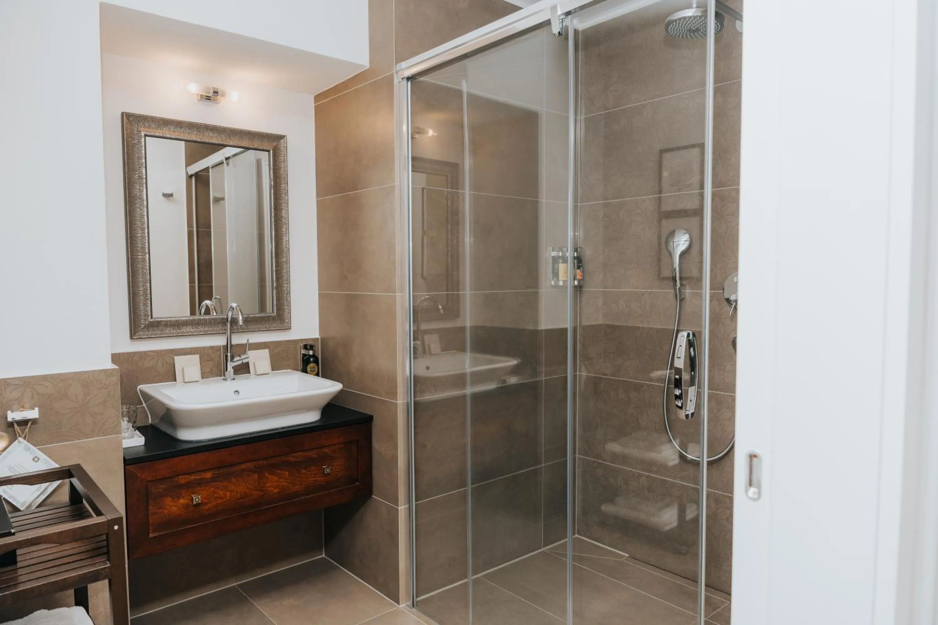 Property building in Hotel Château Gbeľany