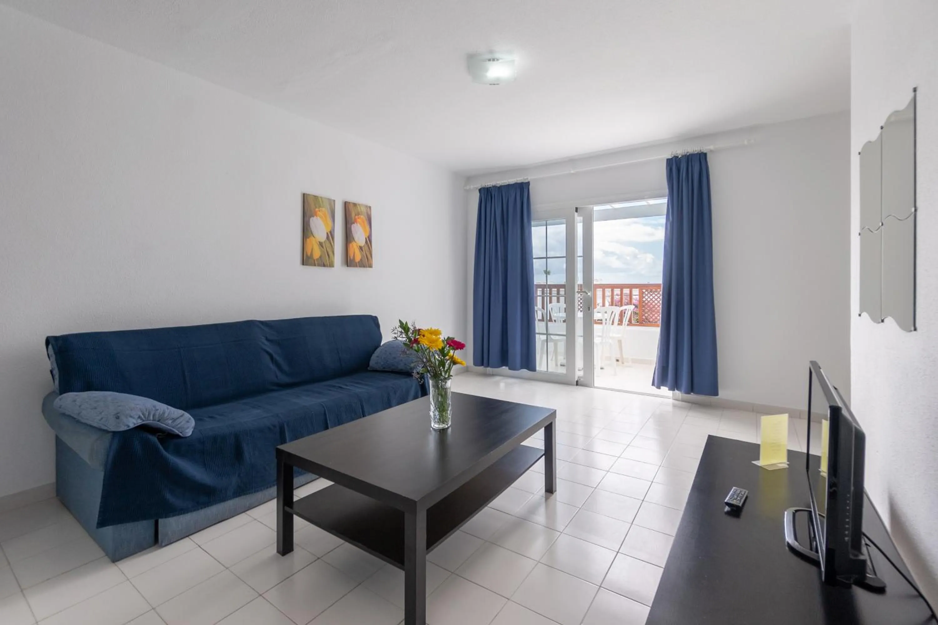 TV and multimedia in Vista Mar Apartamentos