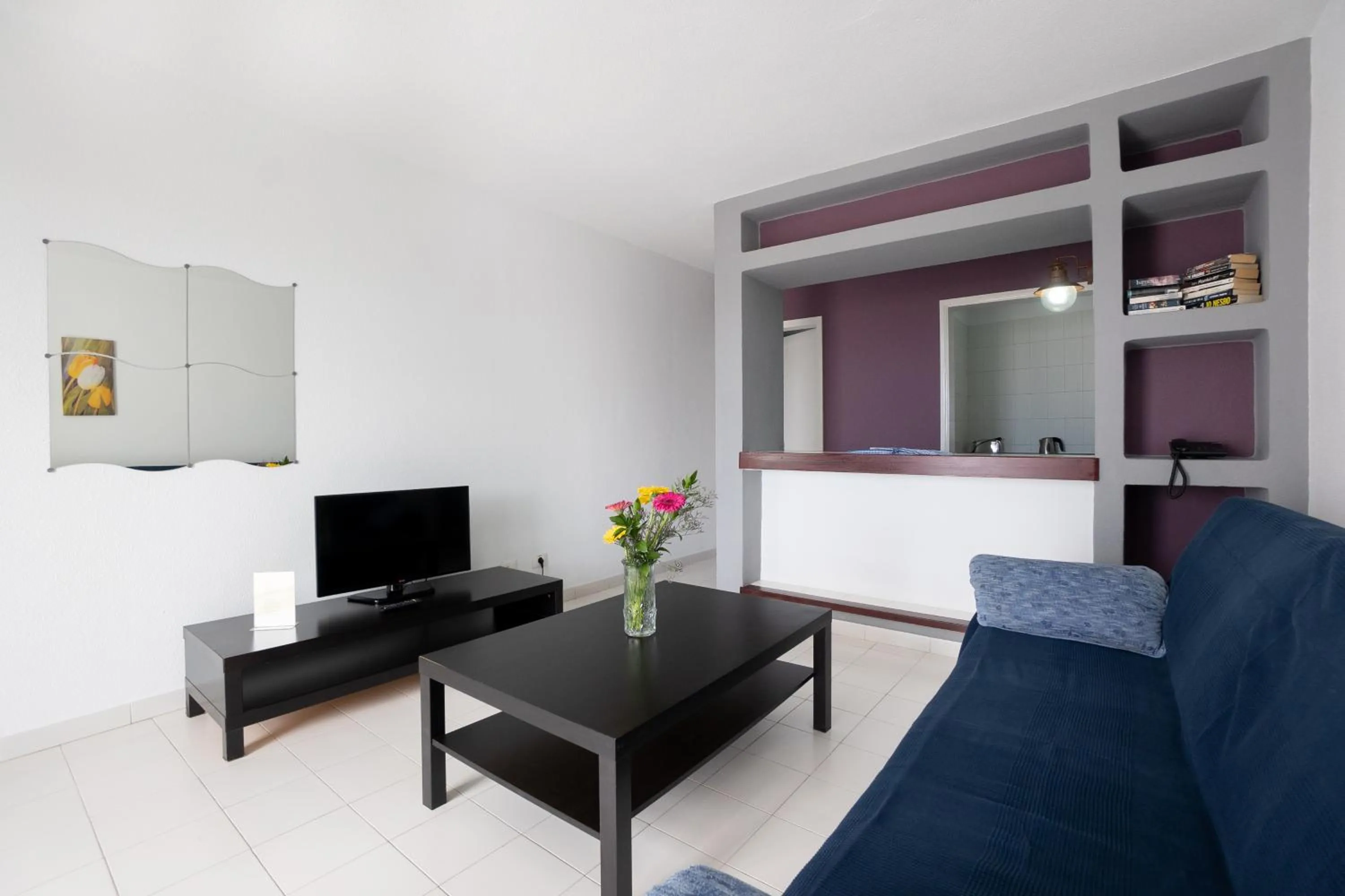 Communal lounge/ TV room in Vista Mar Apartamentos