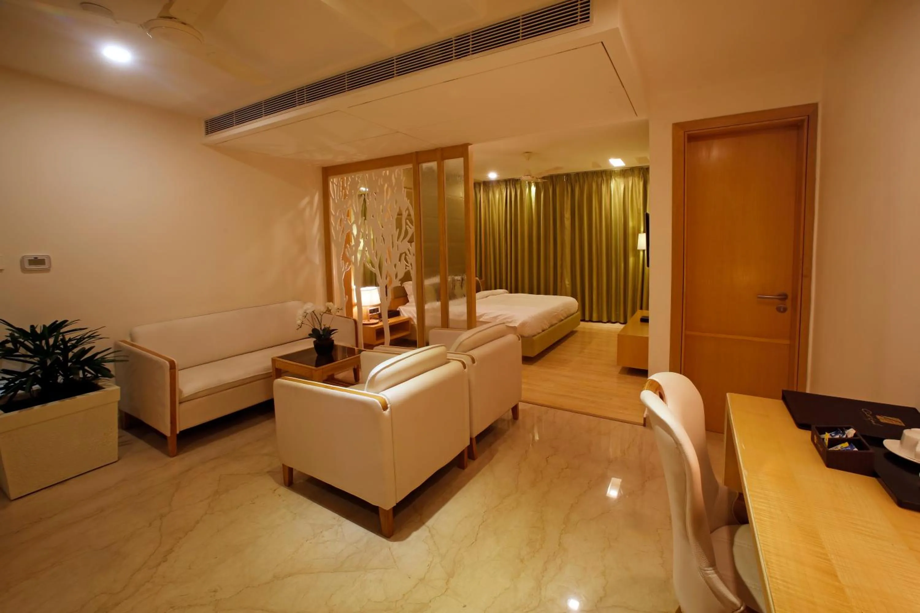 Seating area in Hotel LN Courtyard