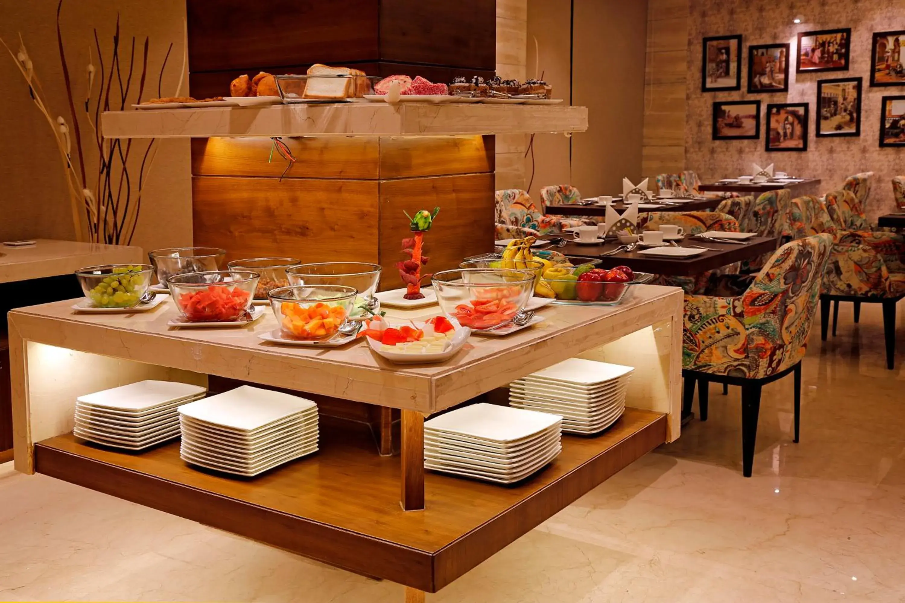 Buffet breakfast in Hotel LN Courtyard Buffet breakfast in Hotel LN Courtyard