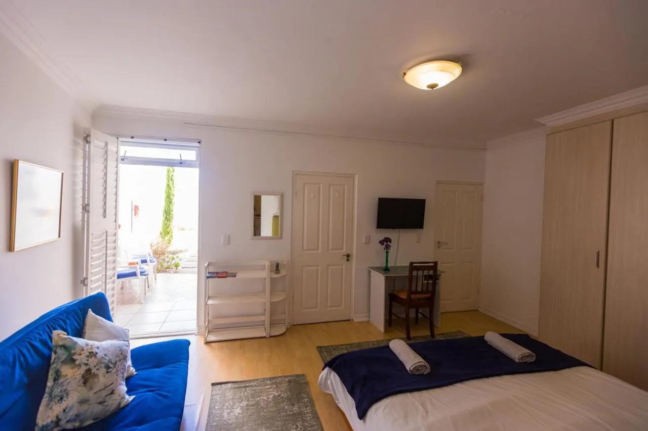 Bed in Ocean Breeze Bloubergstrand