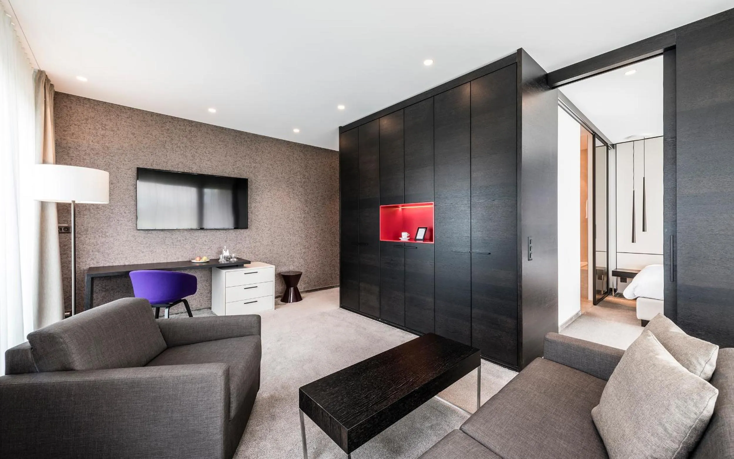 TV and multimedia in b-smart hotel Bendern