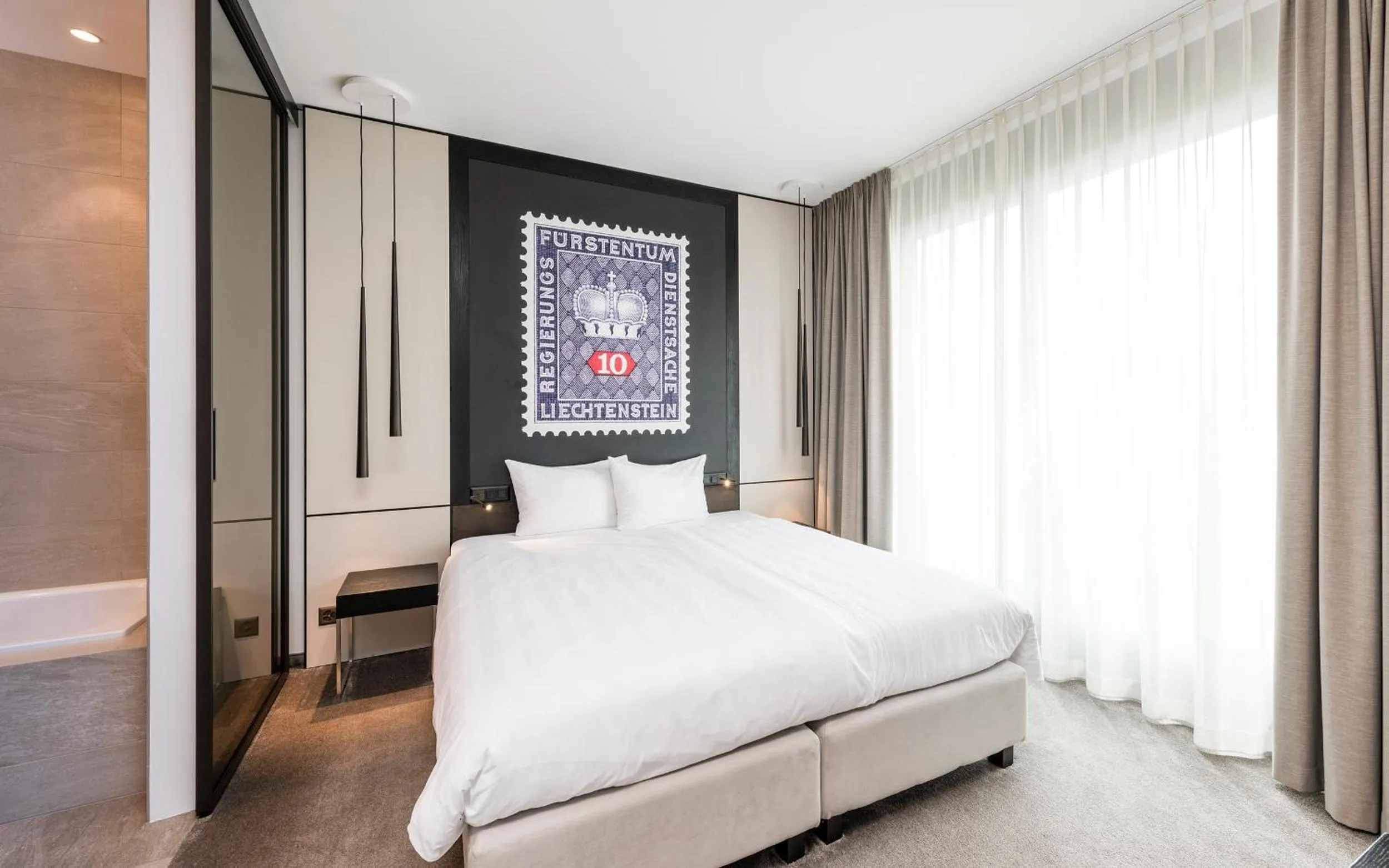 Bed in b-smart hotel Bendern