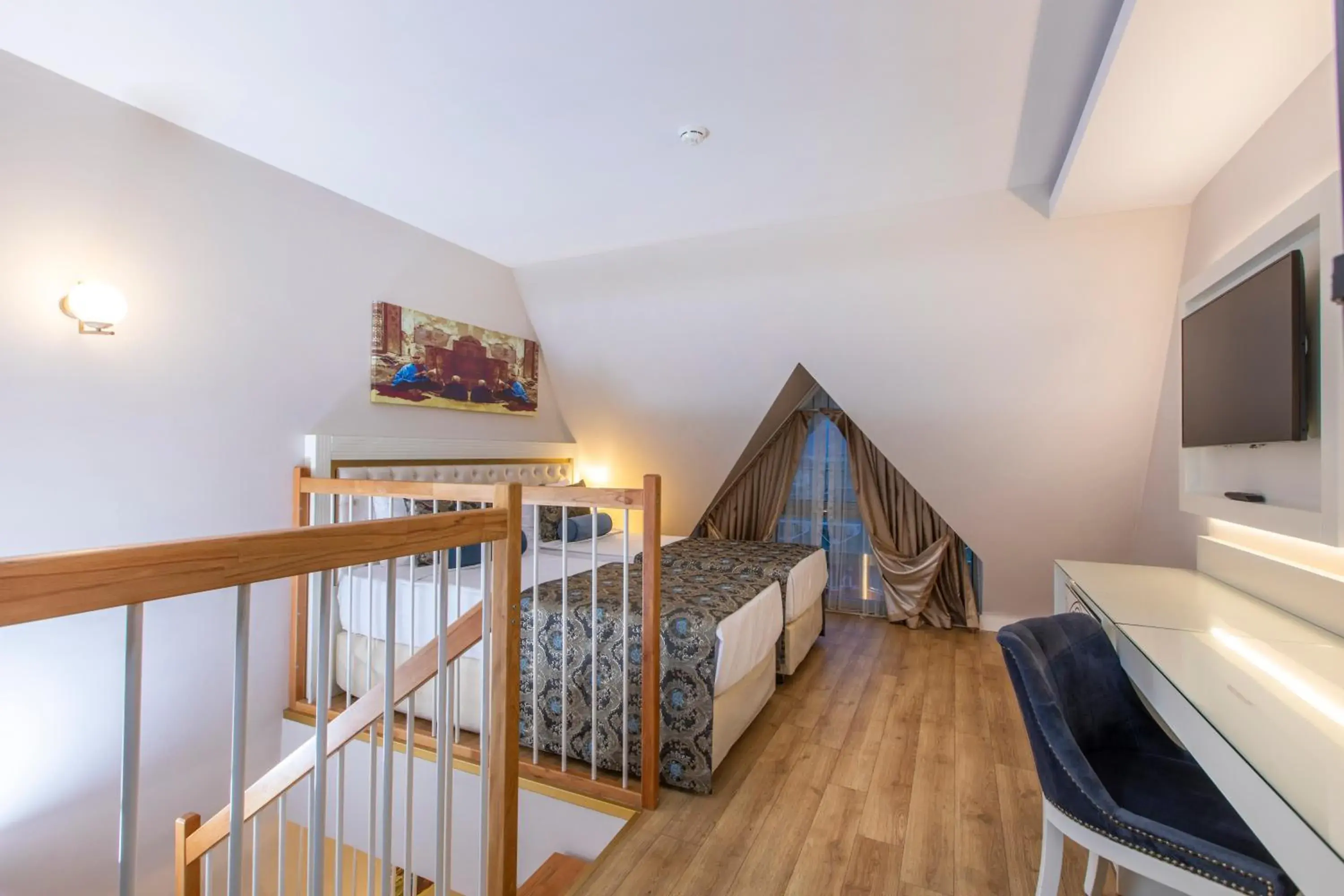 Photo of the whole room, Bed in Haydarpasha Palace Hotel Photo of the whole room, Bed in Haydarpasha Palace Hotel