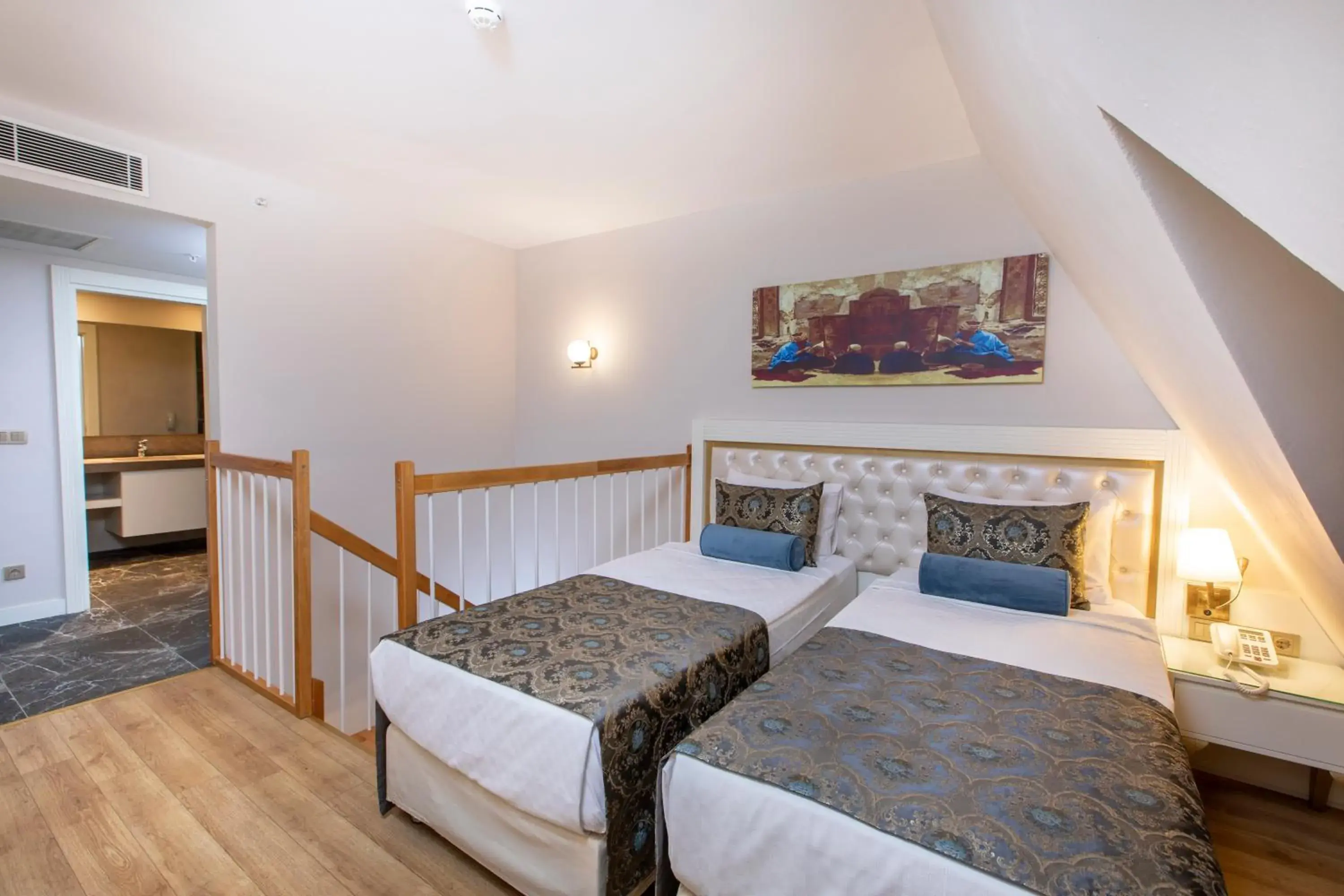 Photo of the whole room, Bed in Haydarpasha Palace Hotel Photo of the whole room, Bed in Haydarpasha Palace Hotel