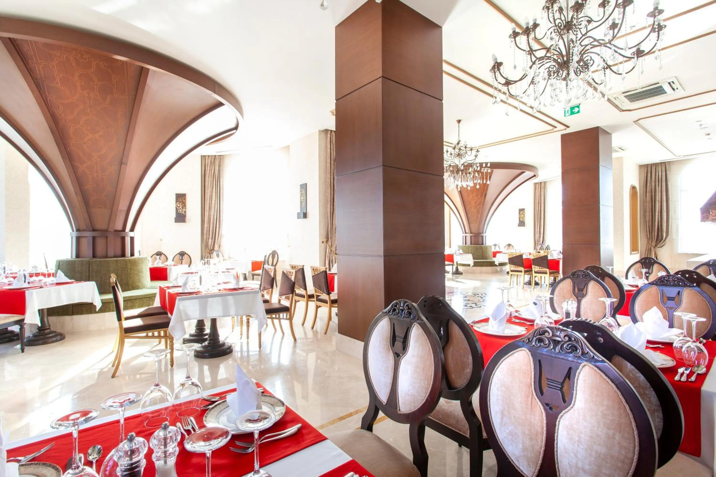 Restaurant/places to eat in Haydarpasha Palace Hotel