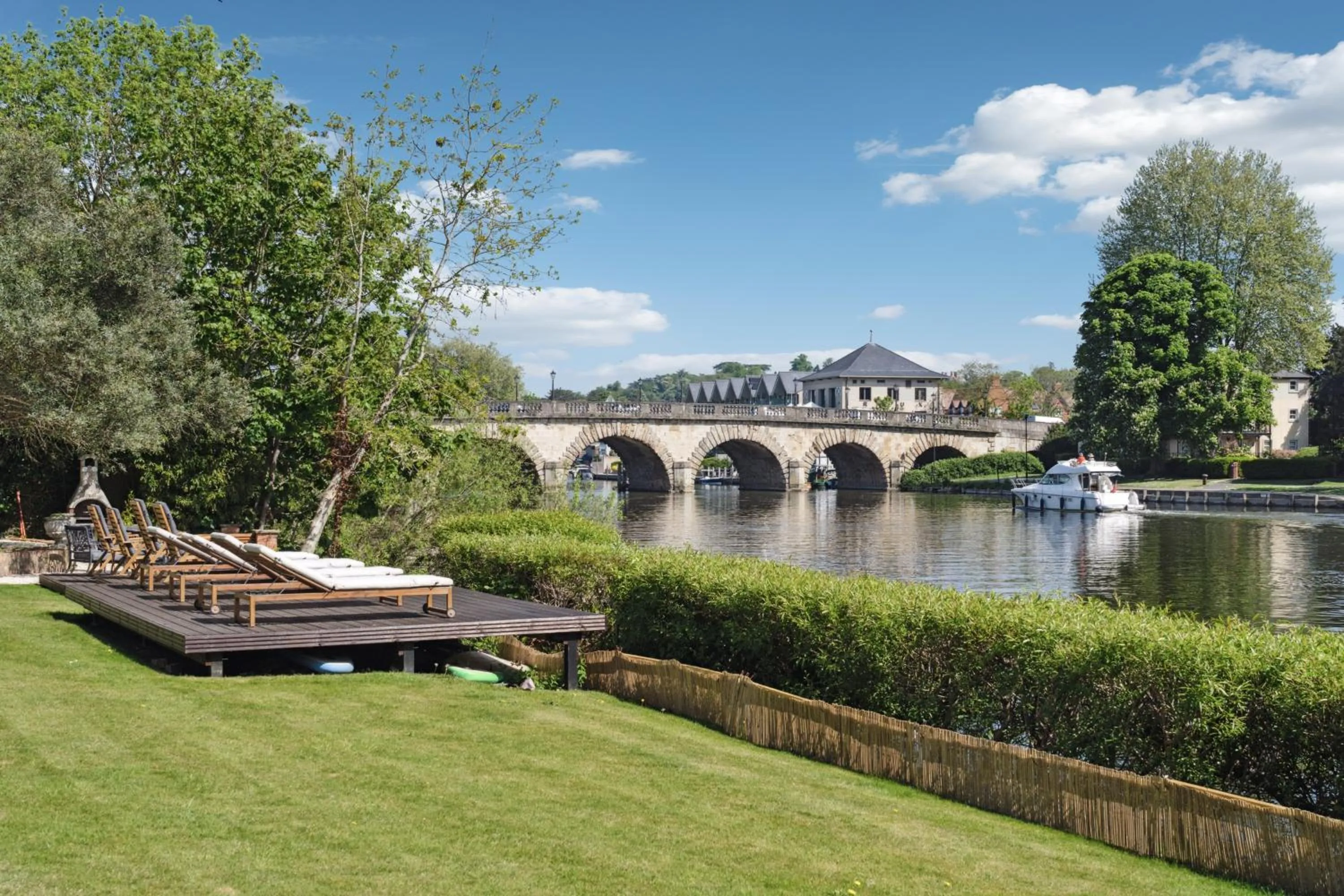 Property building in River Arts Club