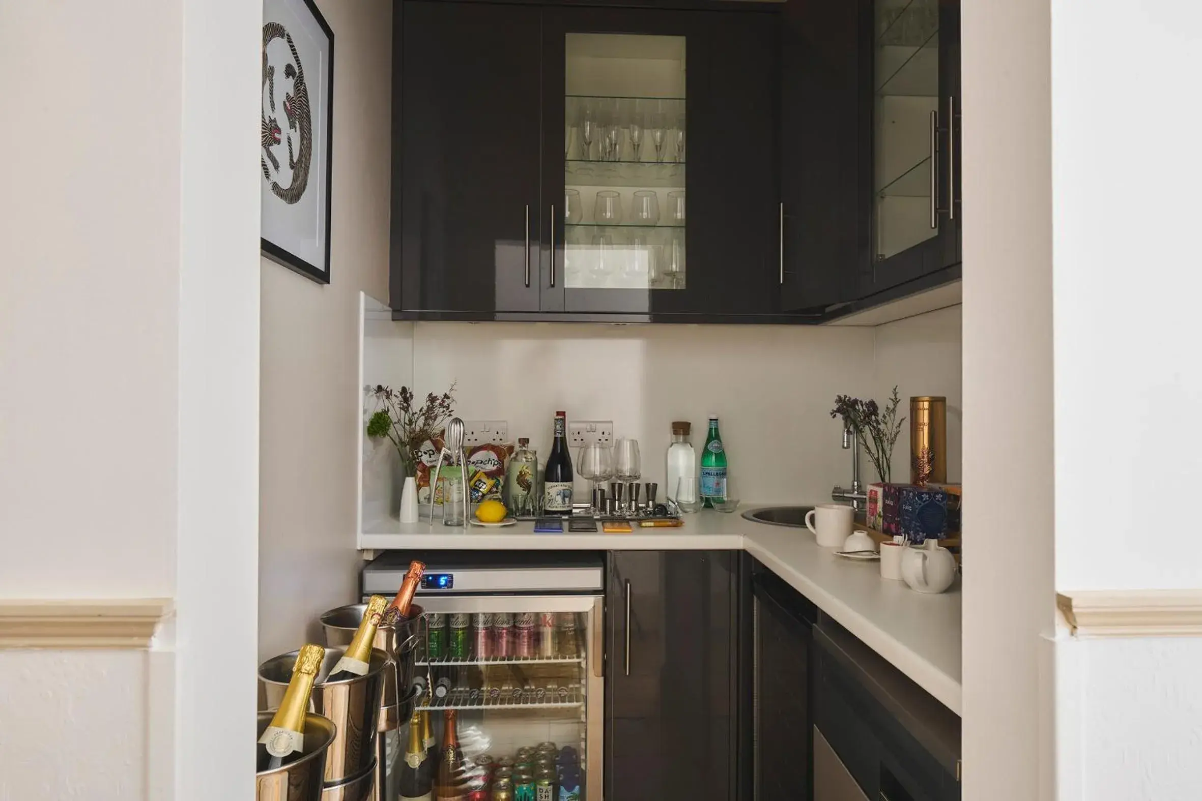 Lounge or bar in River Arts Club Lounge or bar in River Arts Club