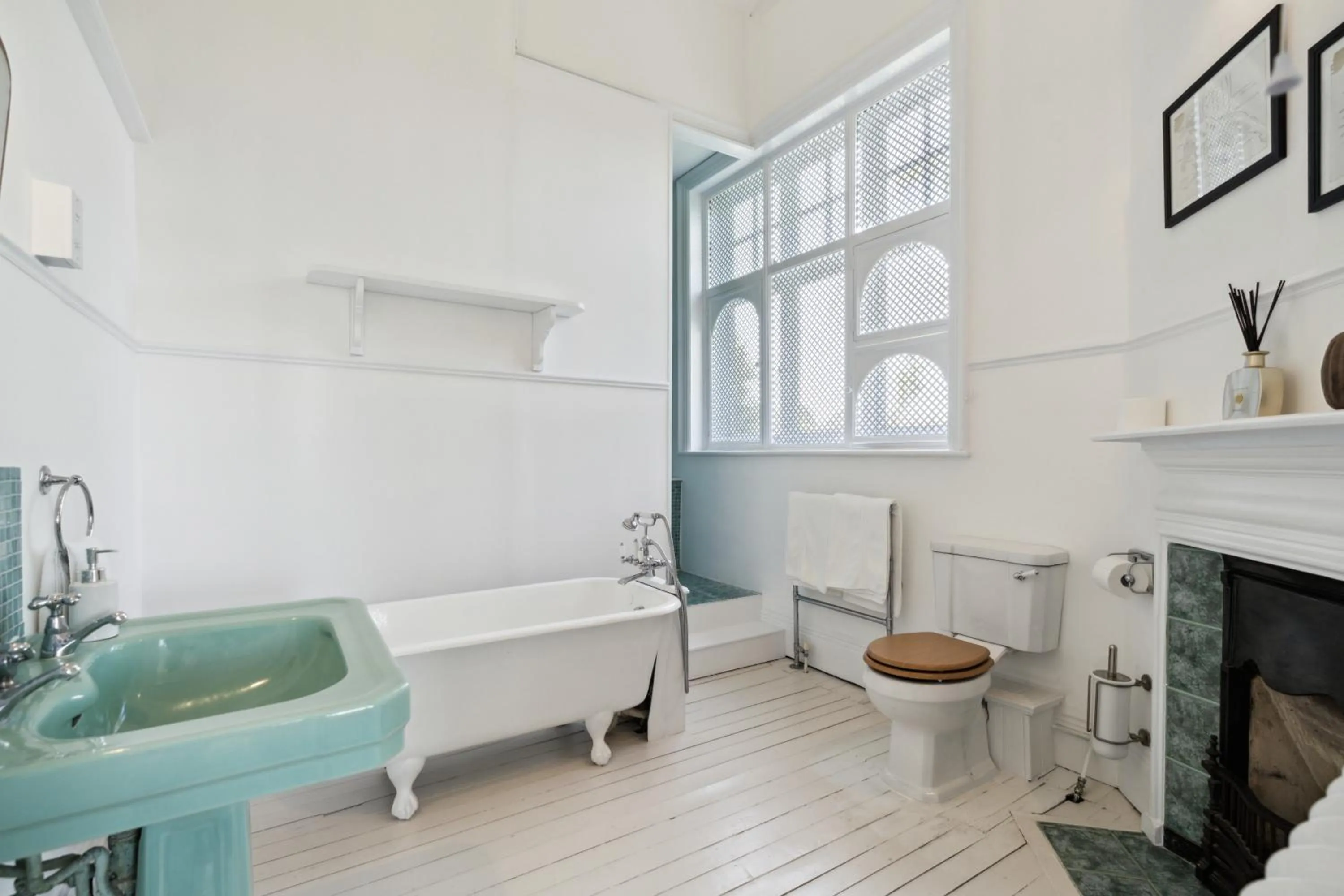 Bathroom in River Arts Club