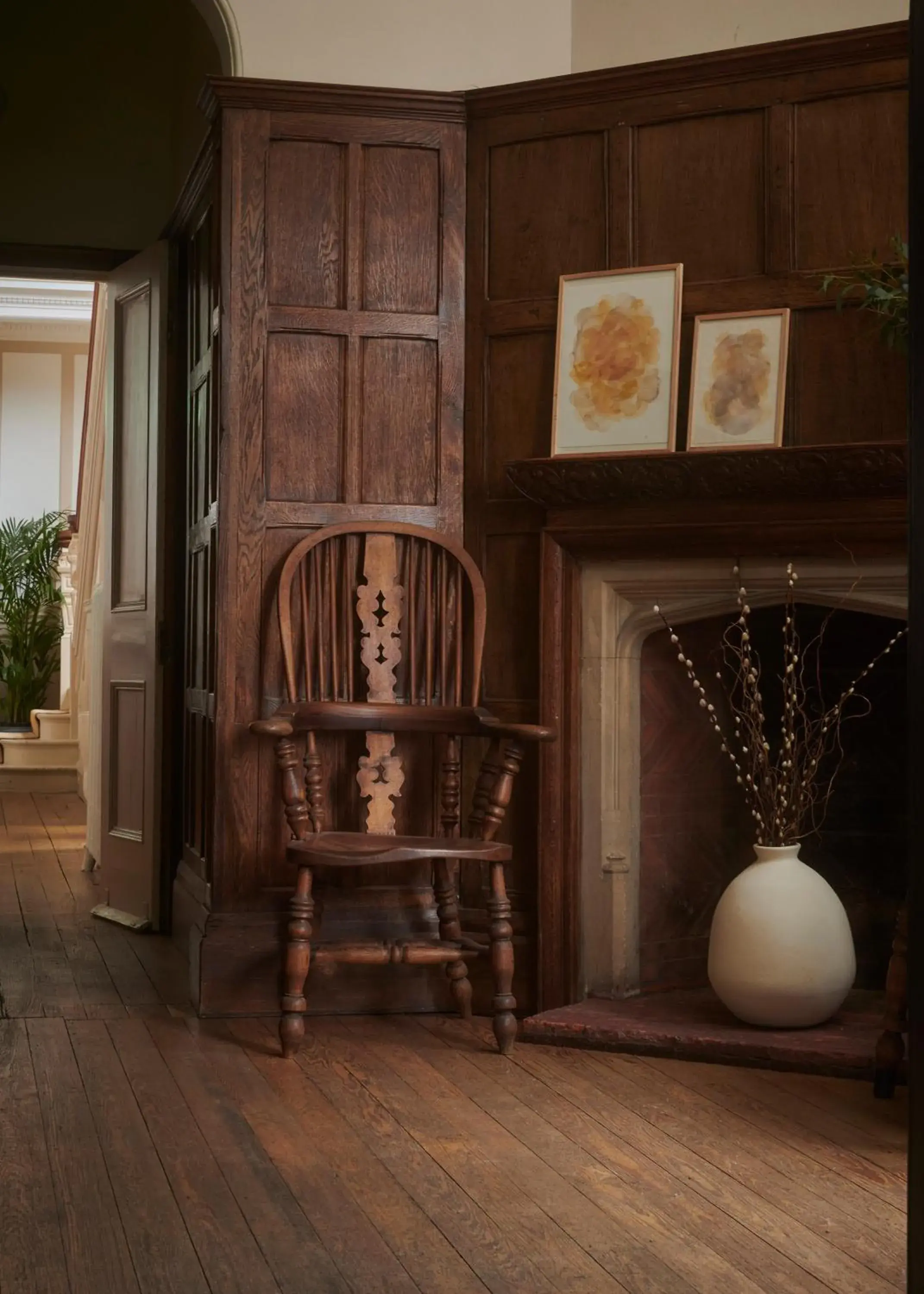 Facade/entrance in River Arts Club Facade/entrance in River Arts Club