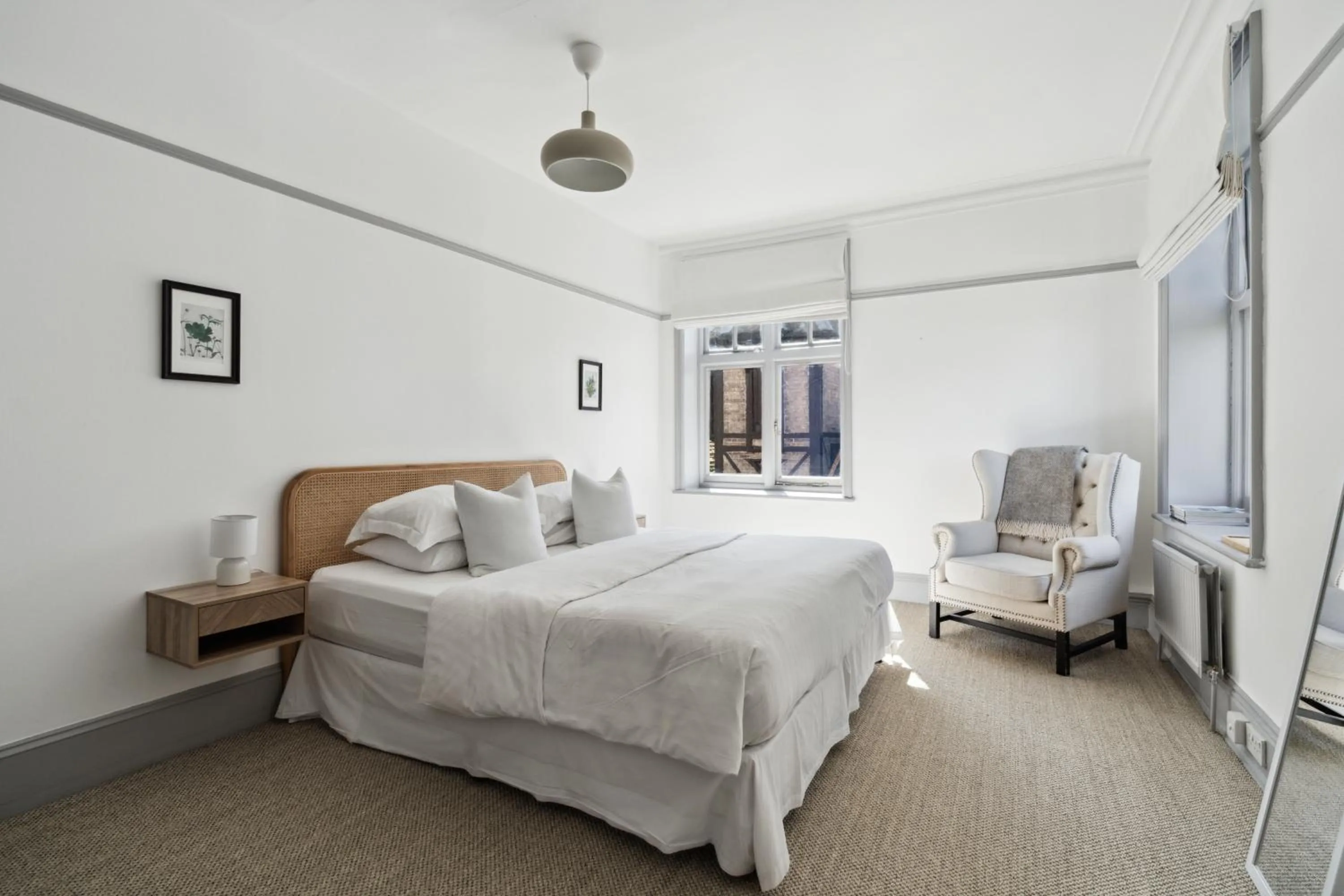 Bedroom, Bed in River Arts Club