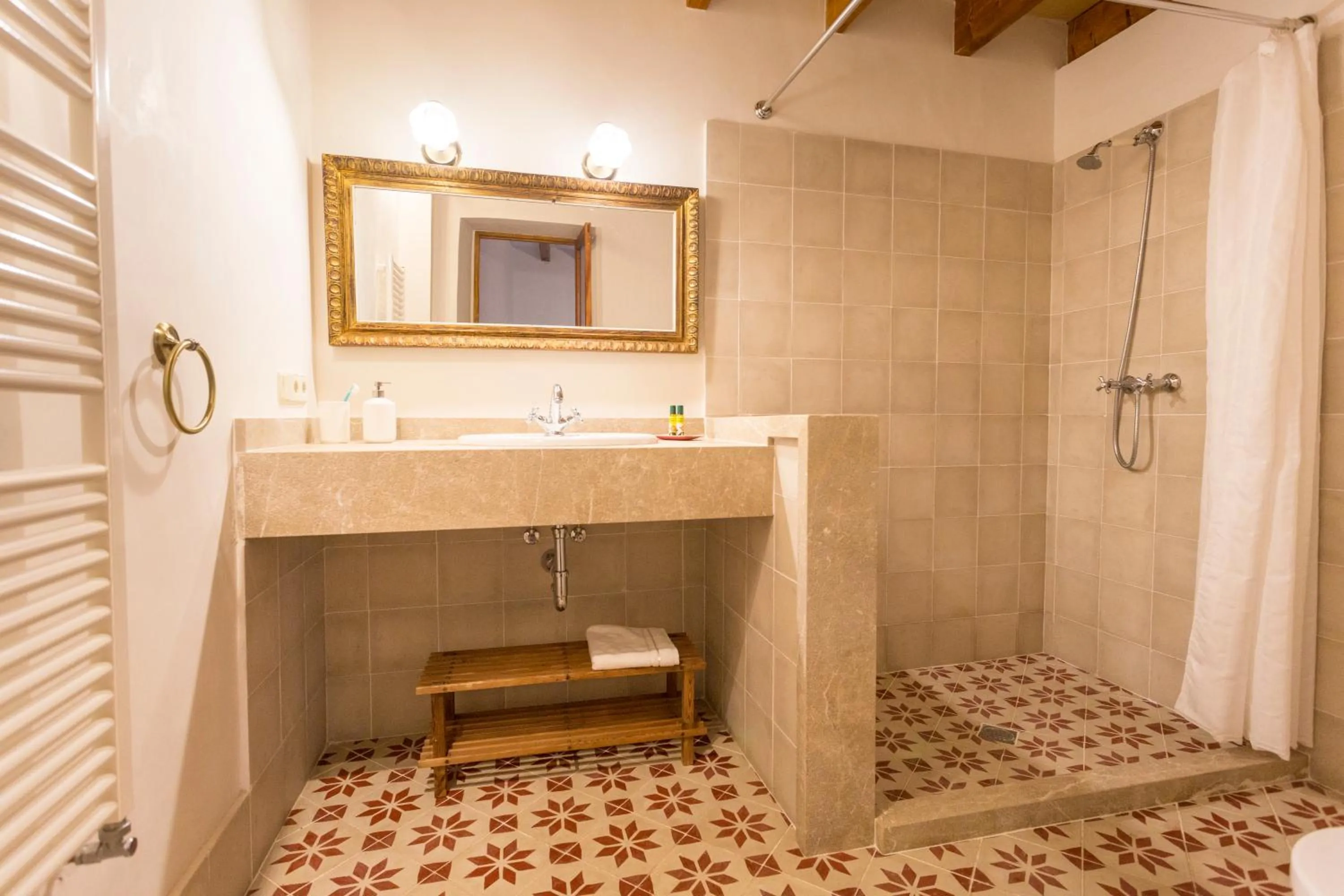 Shower in Son Colom -Turismo de interior