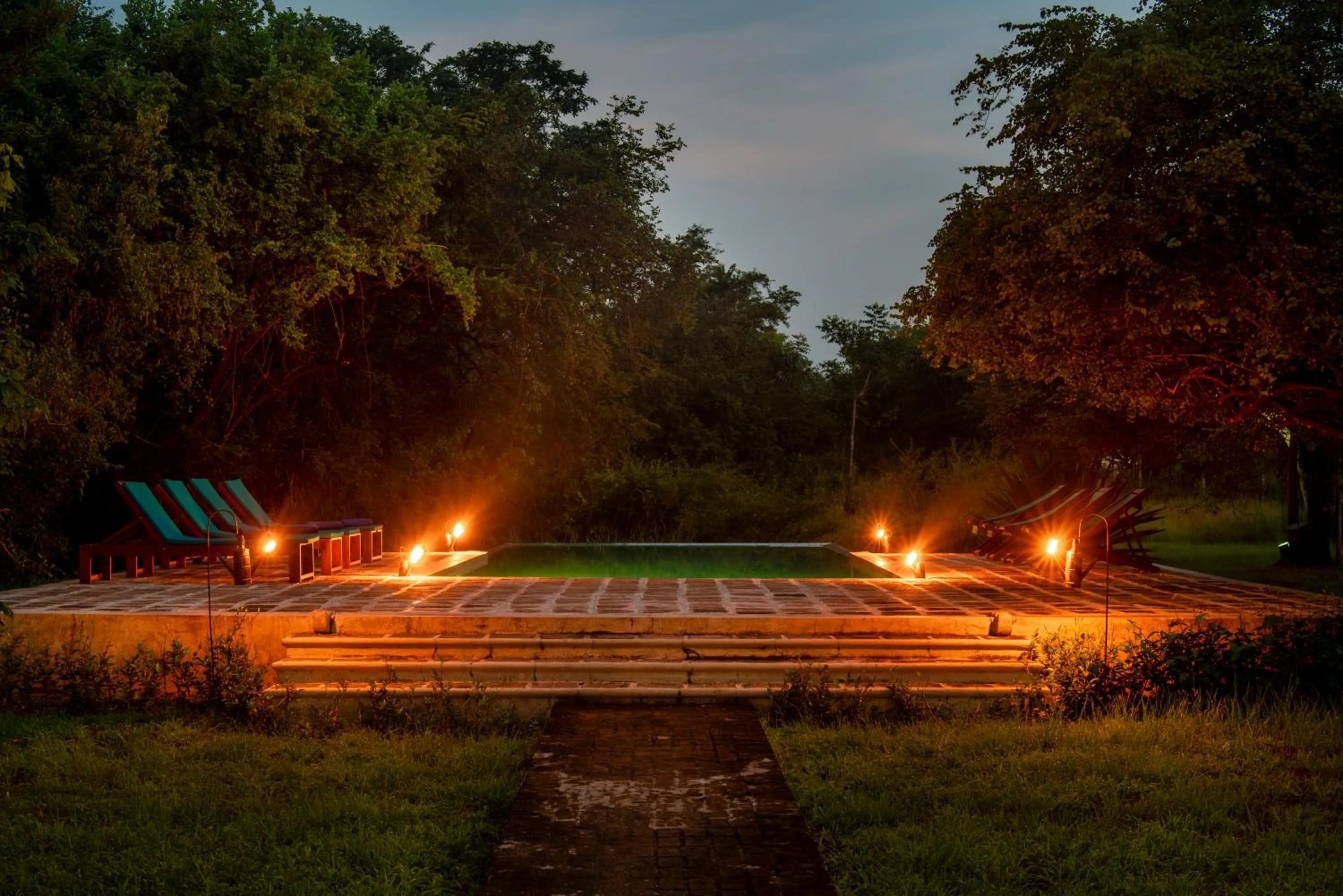 Night in Kumbukgaha Villa