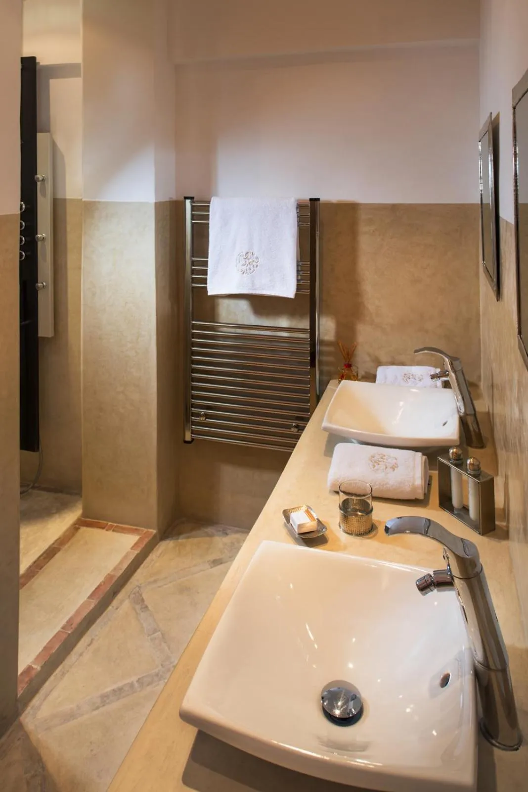 Bathroom, Bed in Riad Adore